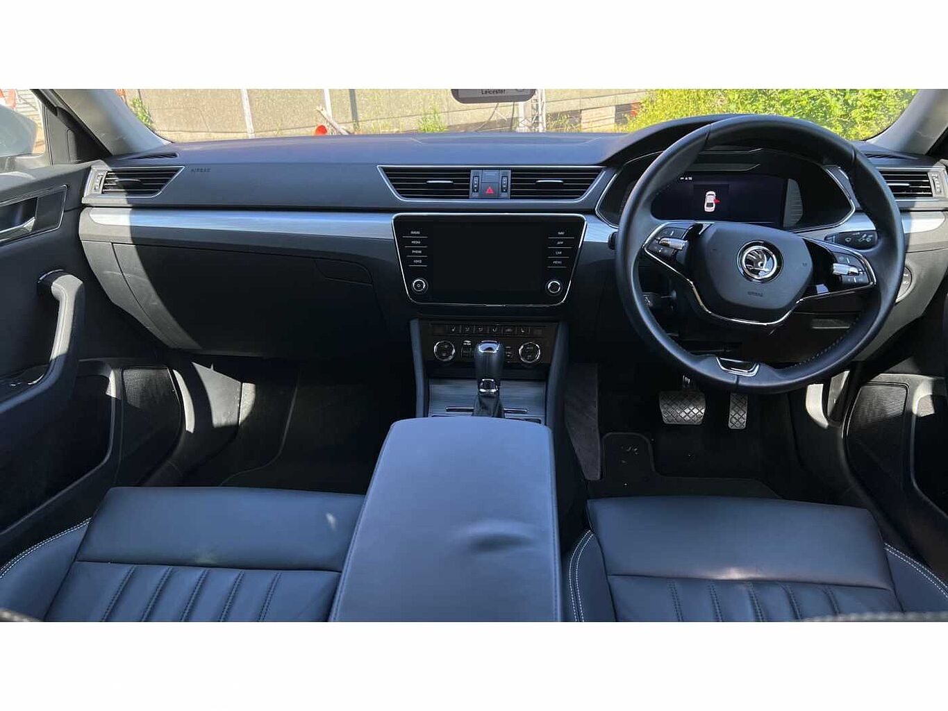 SKODA SUPERB 2.0 TDI CR SE Technology 5dr DSG