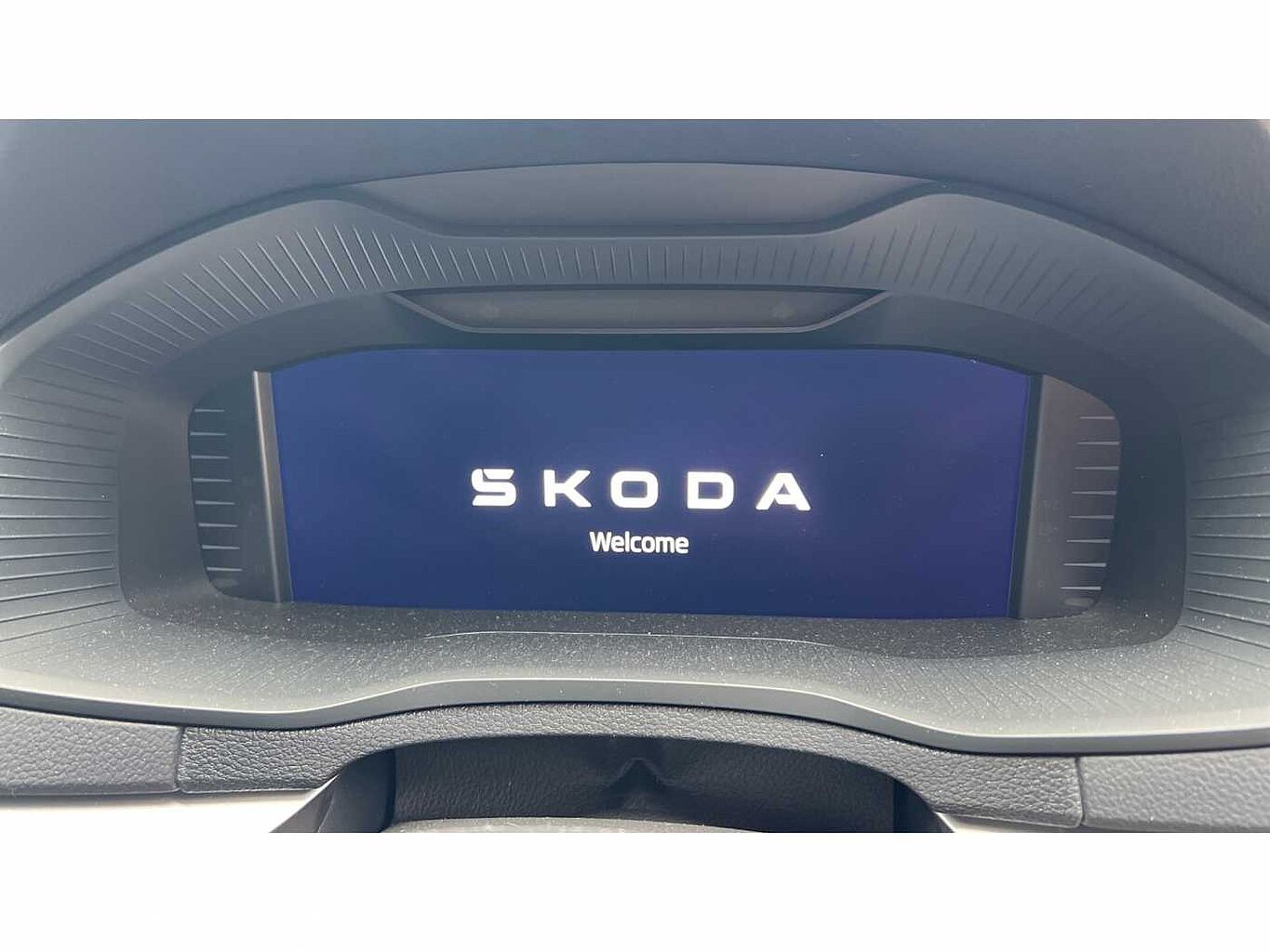 SKODA KAROQ 1.5 TSI SE Drive 5dr DSG