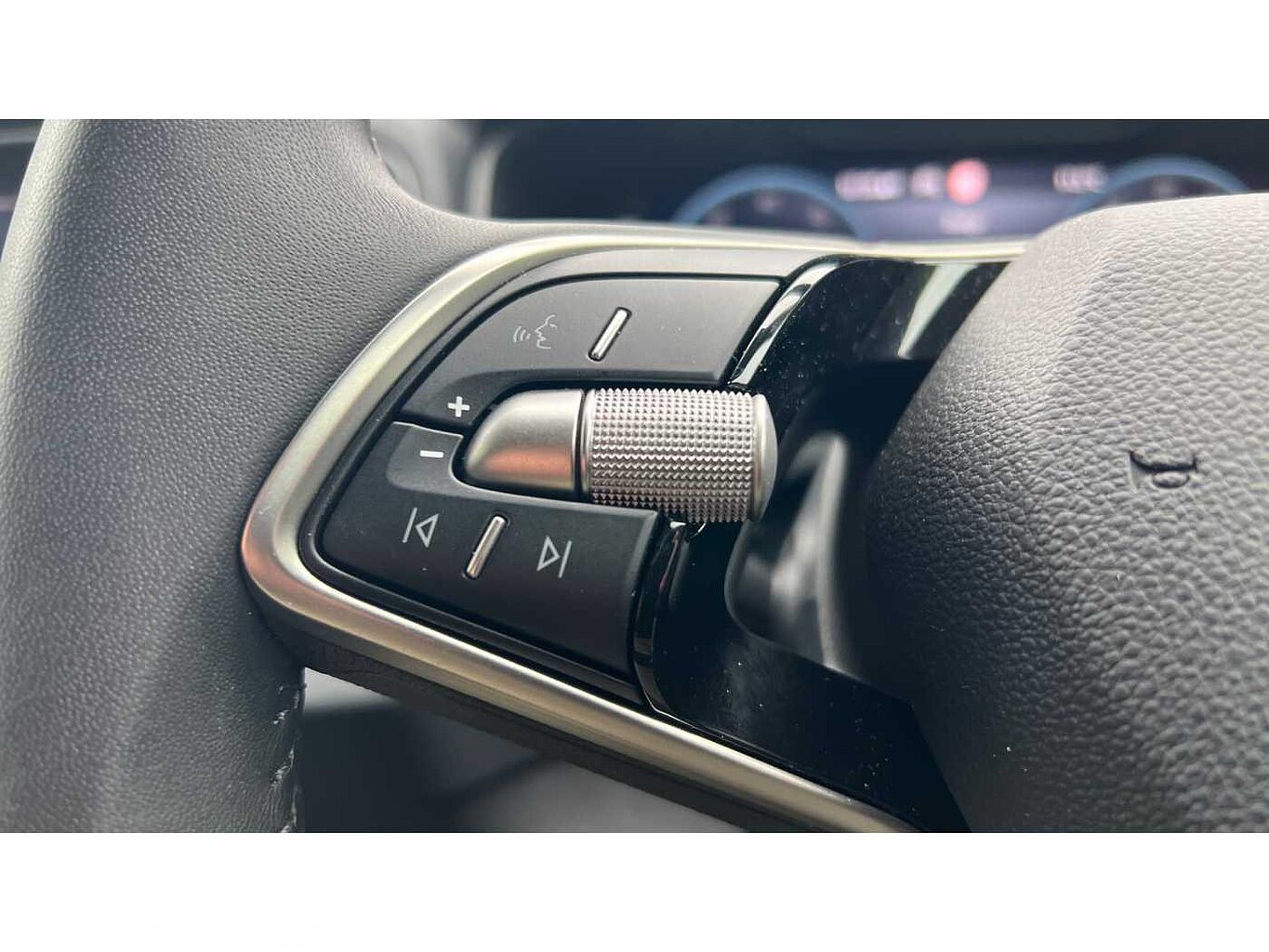SKODA KAROQ 1.5 TSI SE Drive 5dr DSG