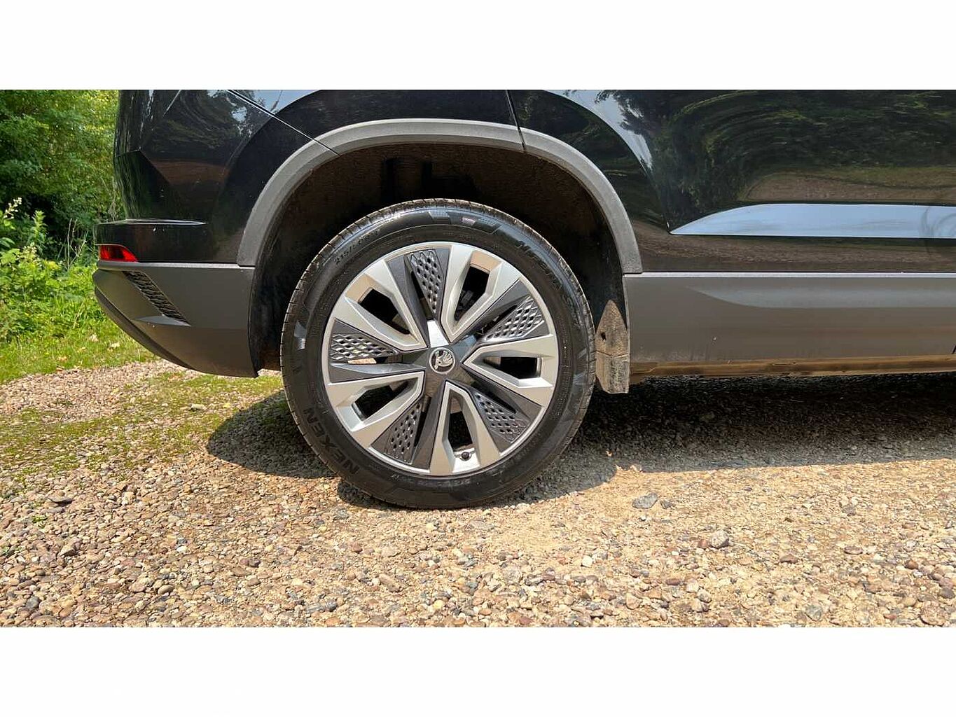 SKODA KAROQ 1.5 TSI SE L 5dr