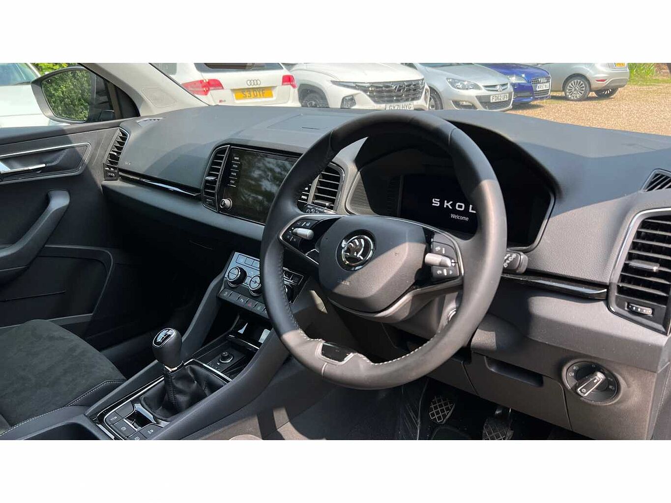 SKODA KAROQ 1.5 TSI SE L 5dr