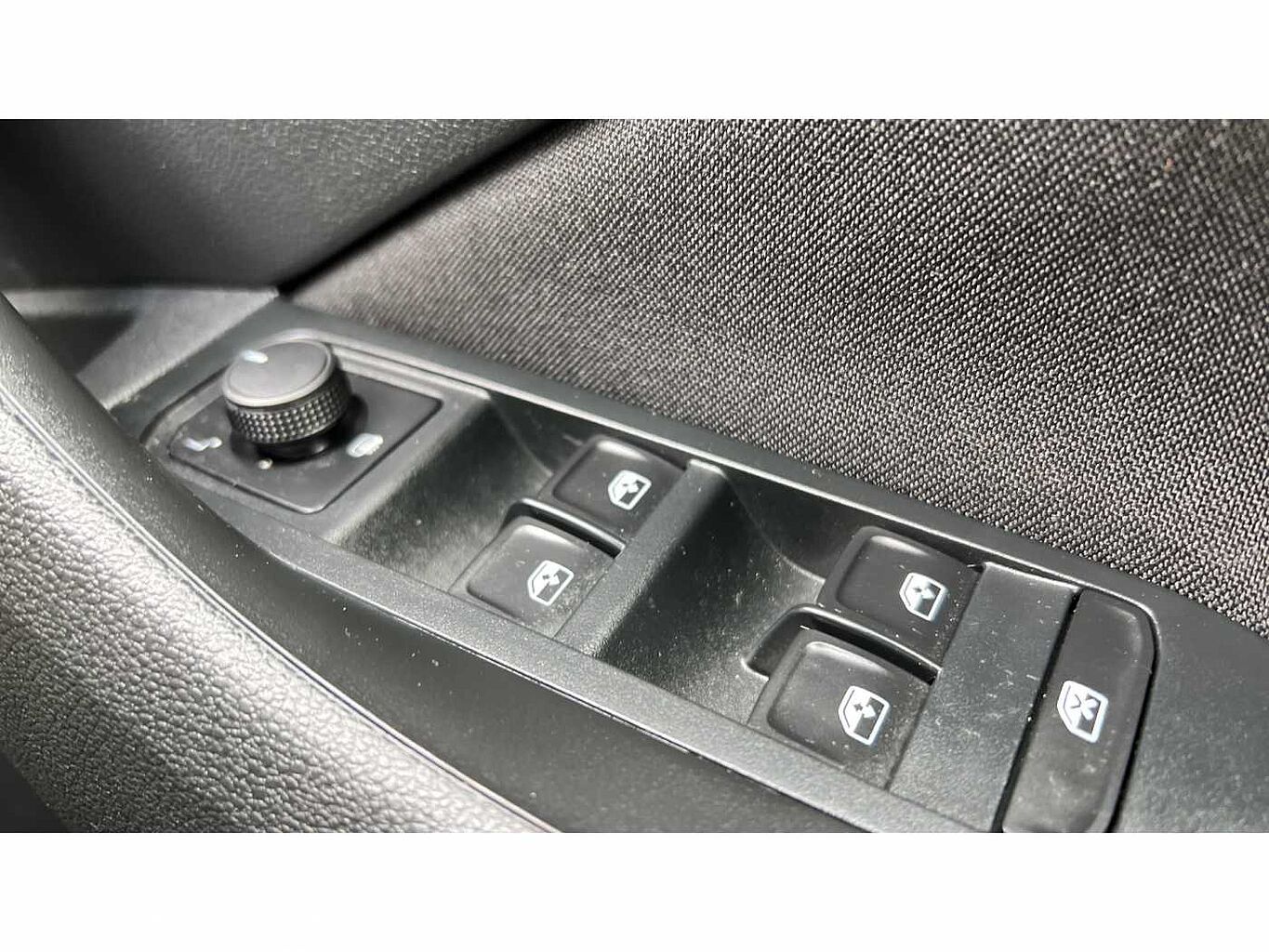 SKODA KAMIQ 1.0 TSI SE 5dr