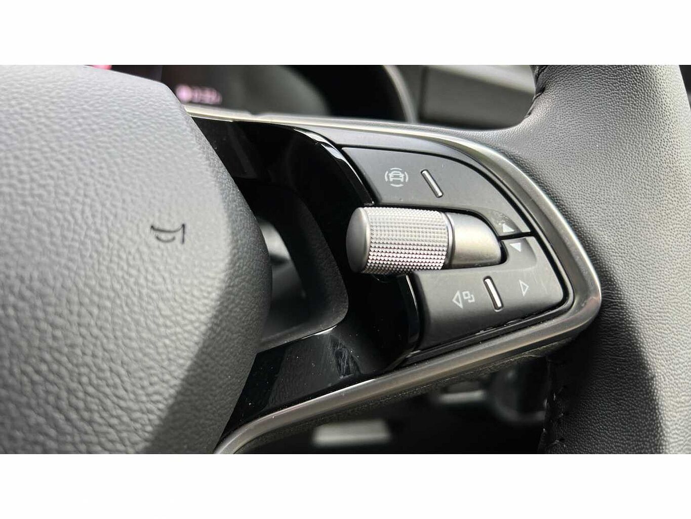 SKODA KAMIQ 1.0 TSI SE 5dr