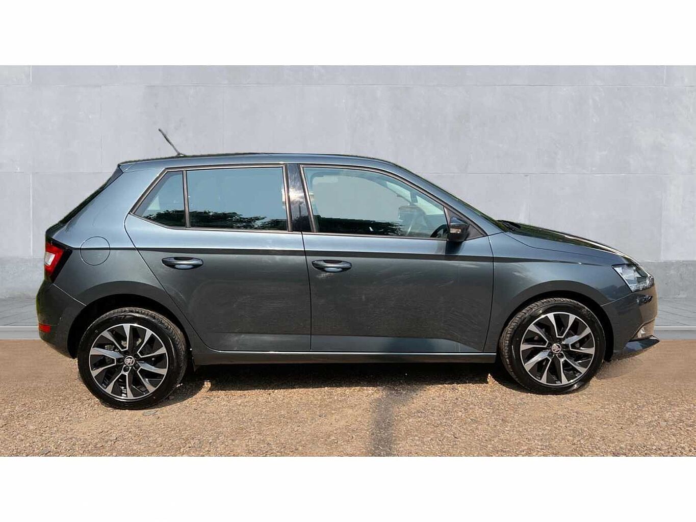 SKODA Fabia 1.0 MPI (60ps) SE Drive 5-Dr Hatchback