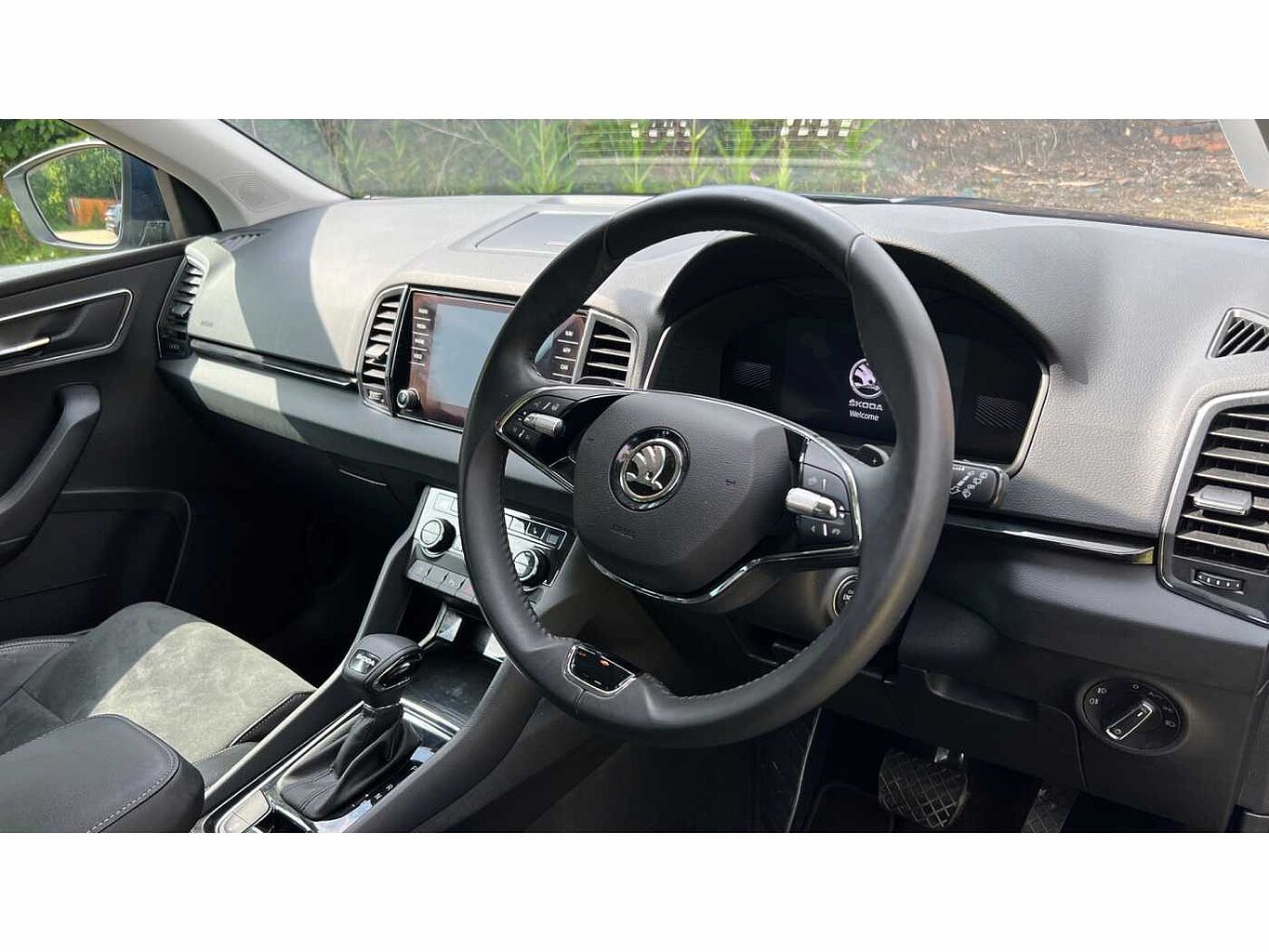 SKODA Karoq SUV 1.5 TSI (150ps) SE L ACT DSG