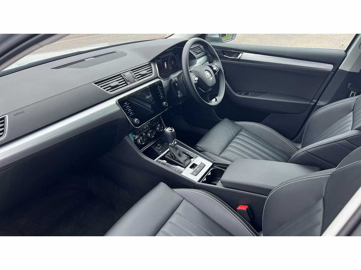 SKODA Superb 1.5 TSI 150ps SE Technology ACT DSG Estate