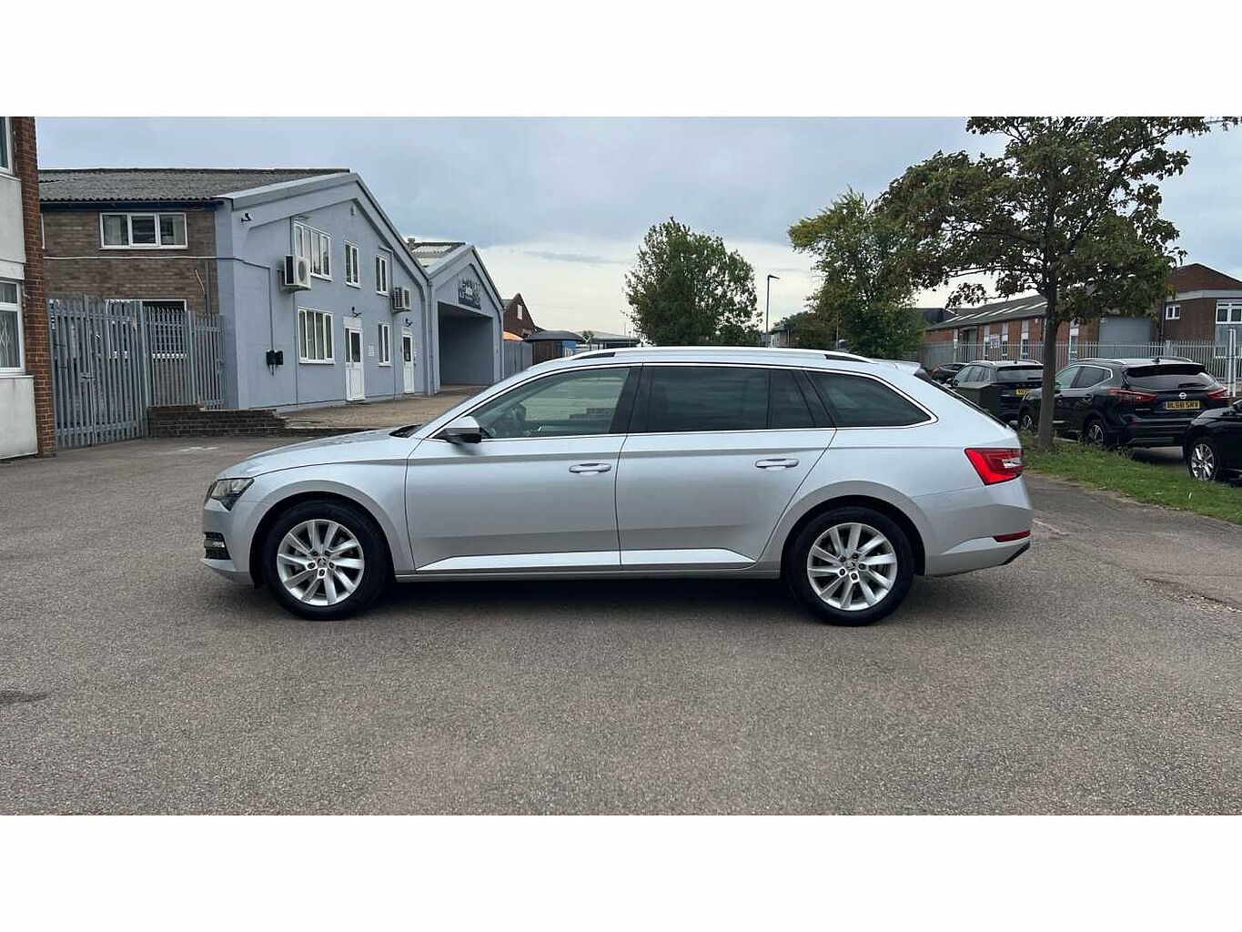 SKODA Superb 1.5 TSI 150ps SE Technology ACT DSG Estate