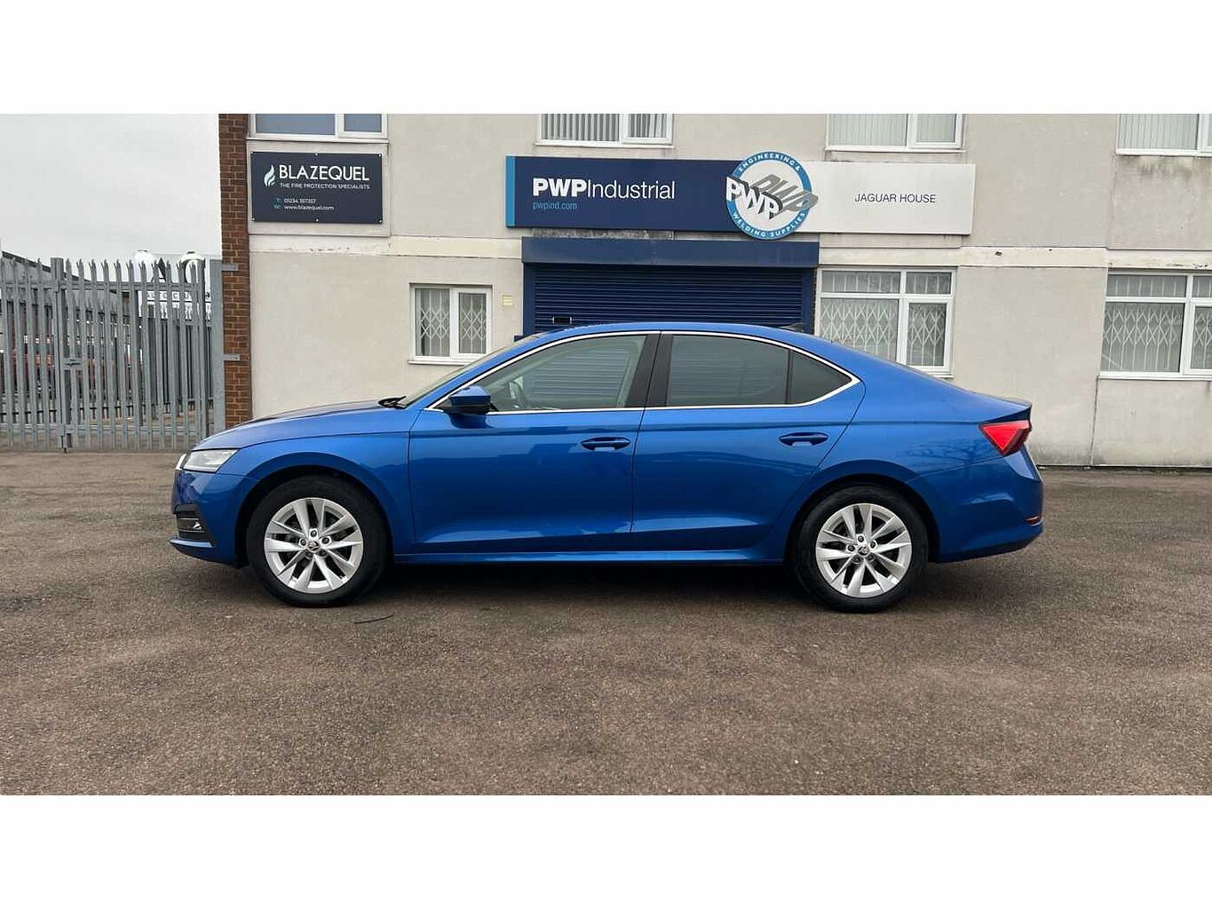 SKODA Octavia Hatchback (2017) 1.5 TSI ACT SE L (150PS)