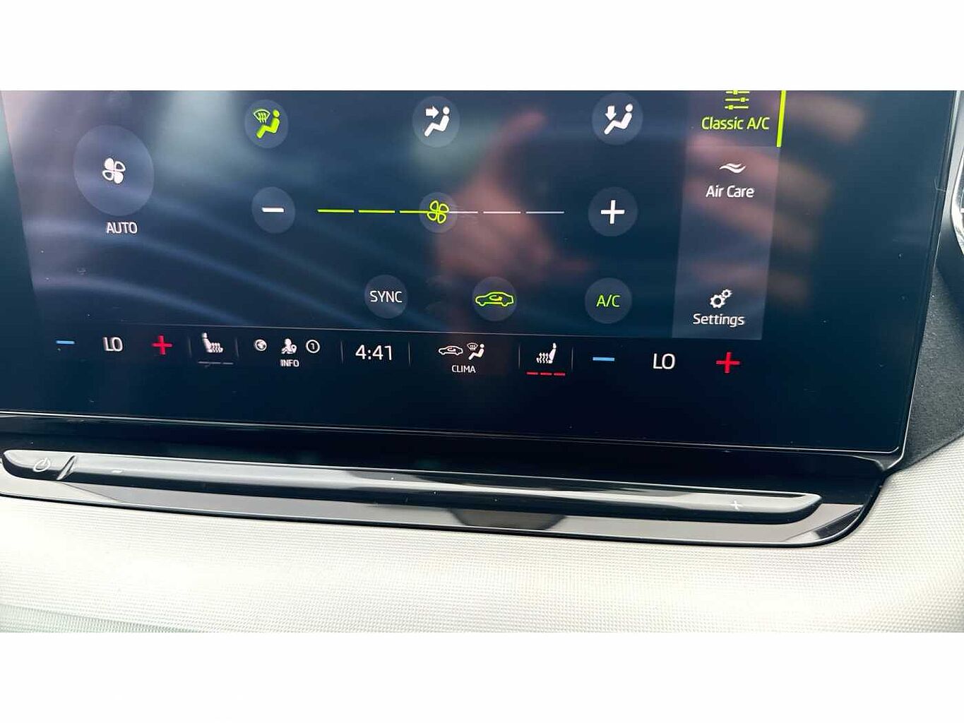 SKODA OCTAVIA 1.5 TSI e-TEC SE L 5dr DSG