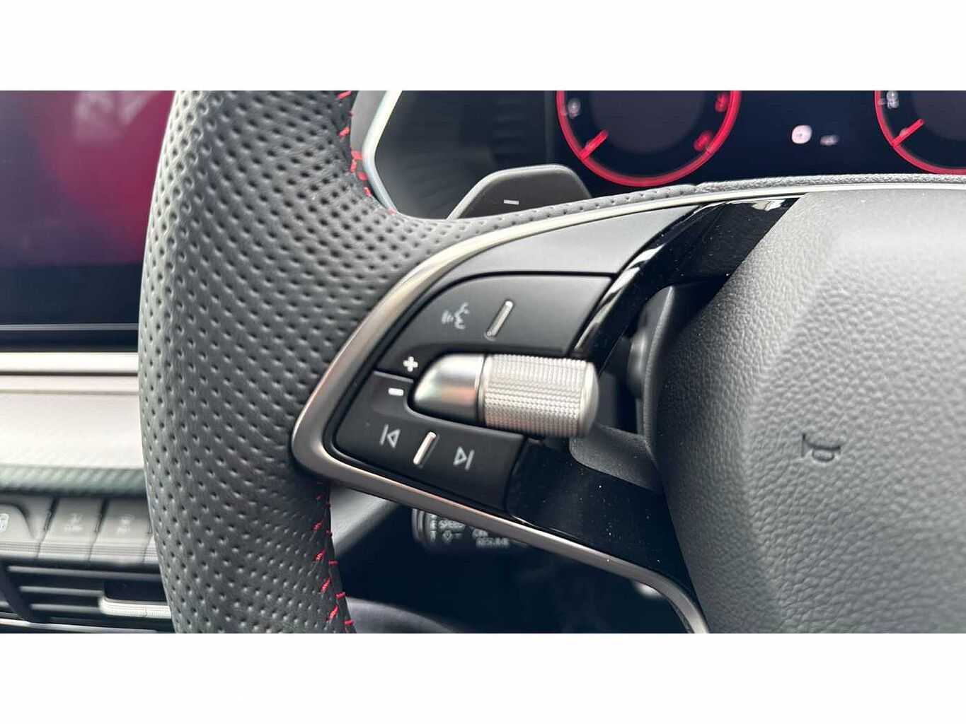 SKODA OCTAVIA 2.0 TSI vRS 5dr DSG