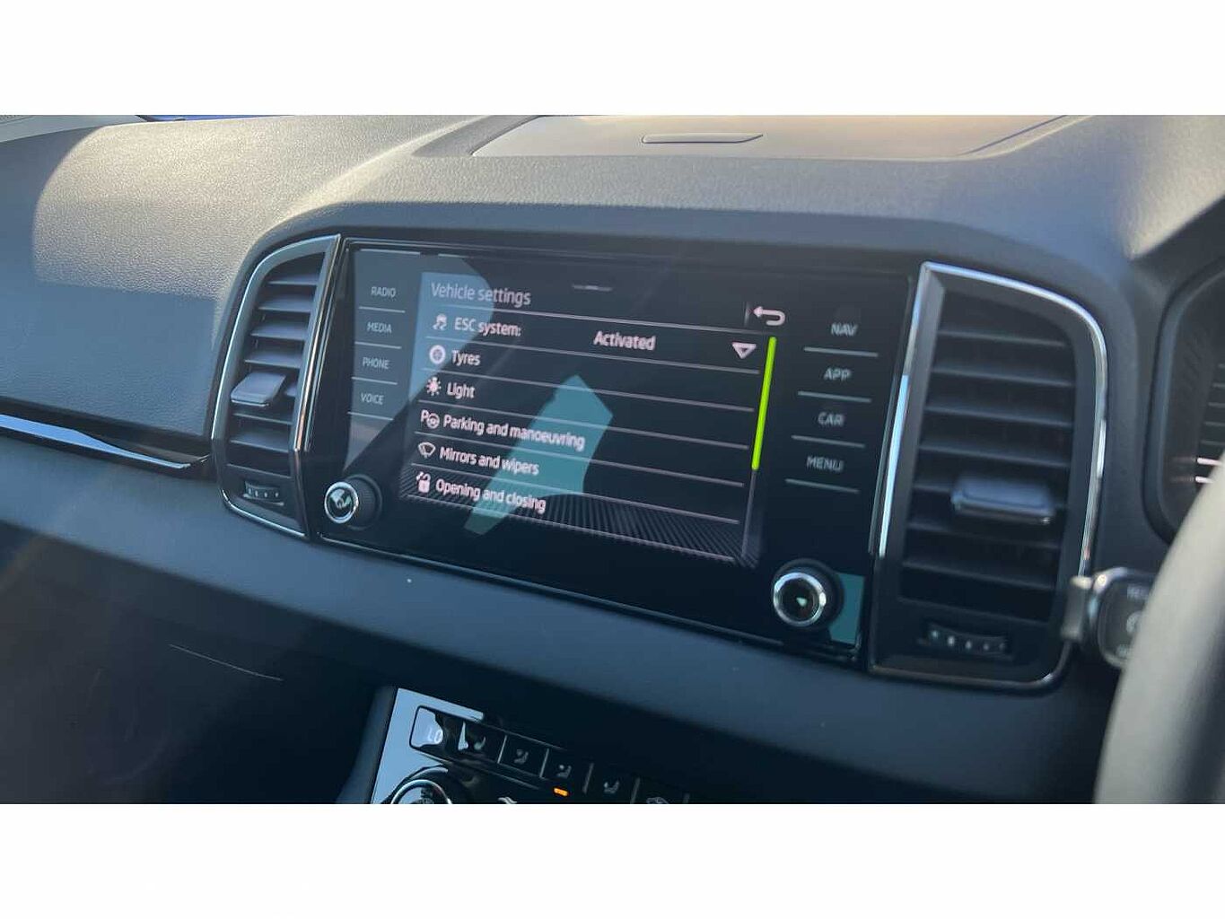 SKODA Karoq SUV 1.5 TSI (150ps) SE L ACT DSG
