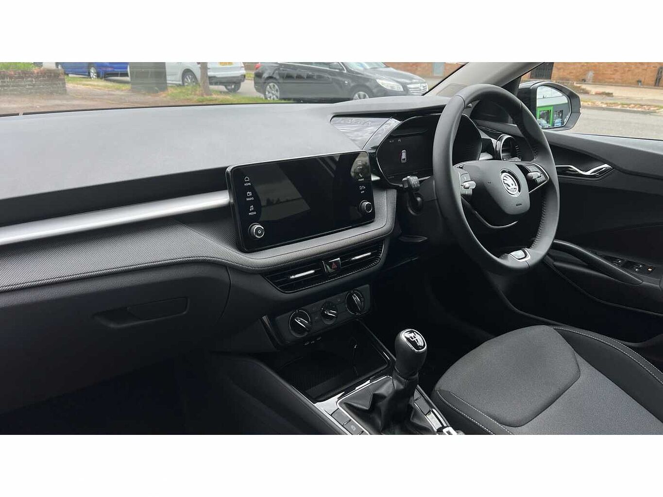 SKODA FABIA 1.0 MPI 80 Colour Edition 5dr