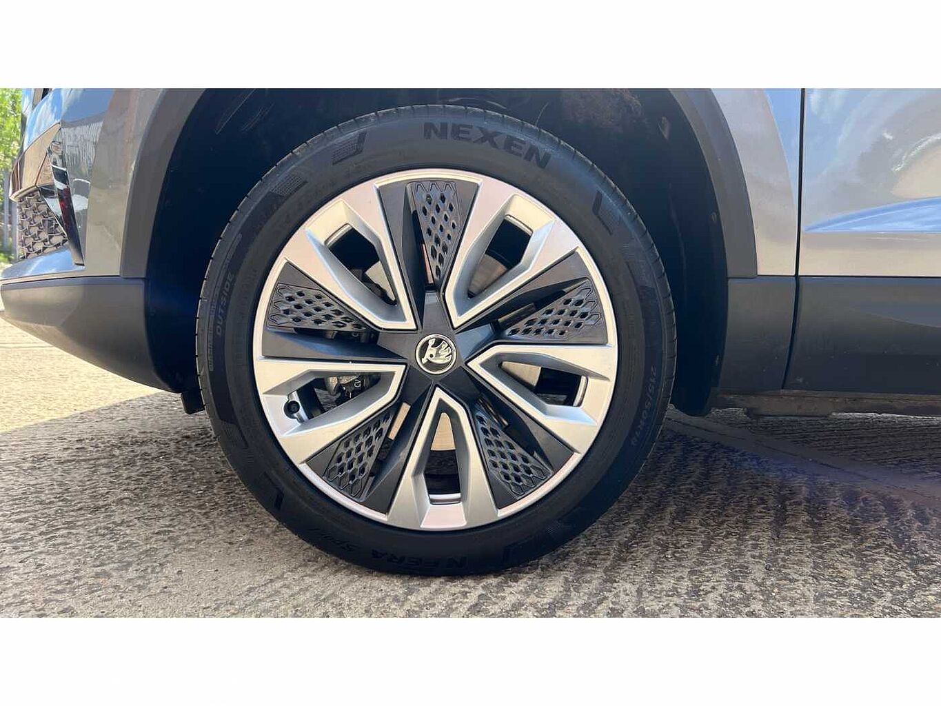 SKODA Karoq SUV 1.5 TSI (150ps) SE L ACT DSG
