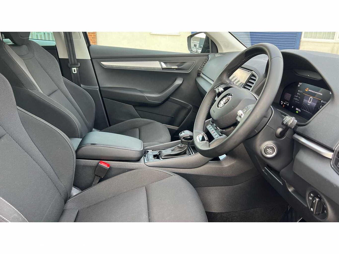 SKODA KAROQ 1.5 TSI SE Drive 5dr DSG