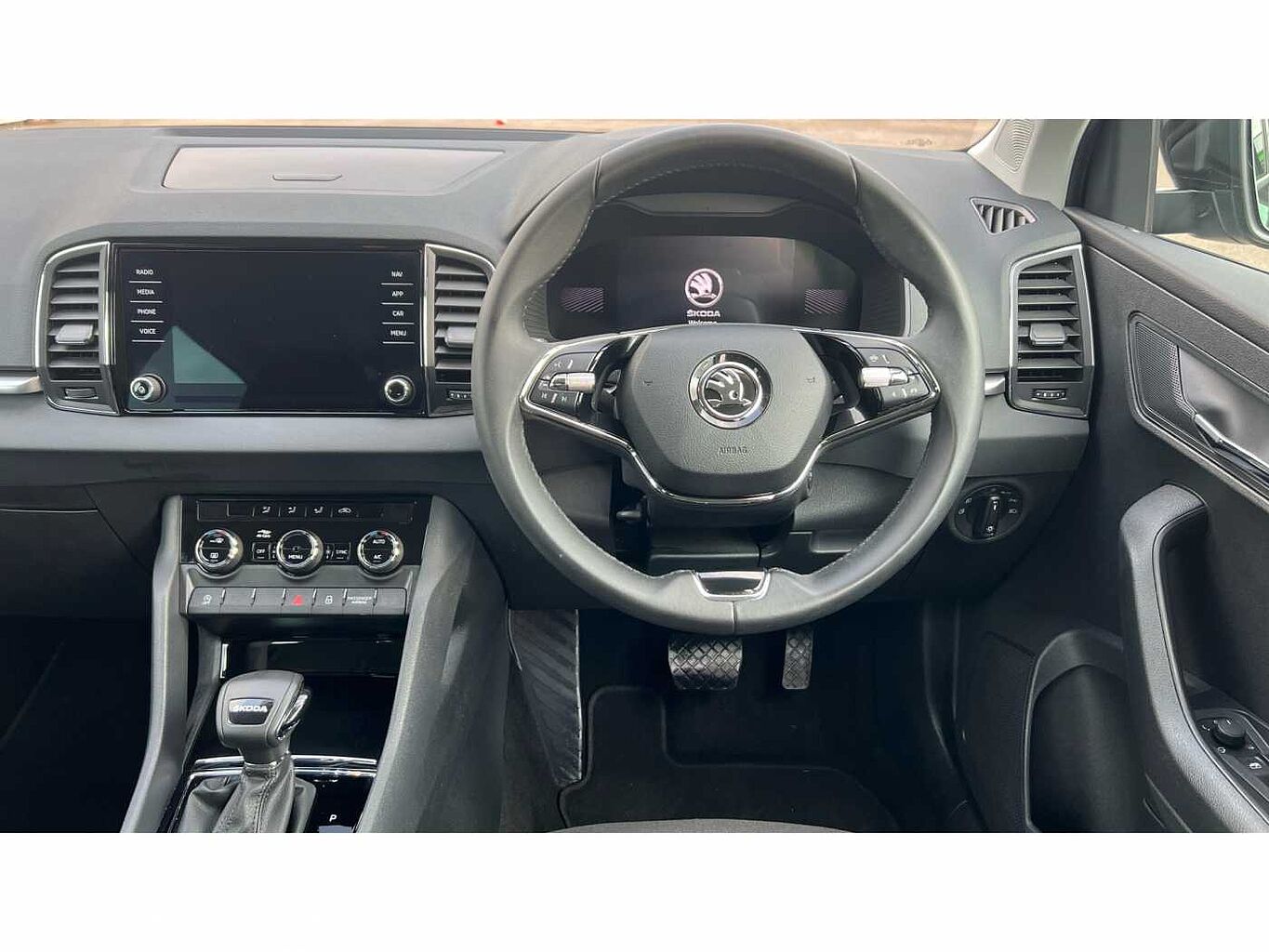 SKODA KAROQ 1.5 TSI SE Drive 5dr DSG