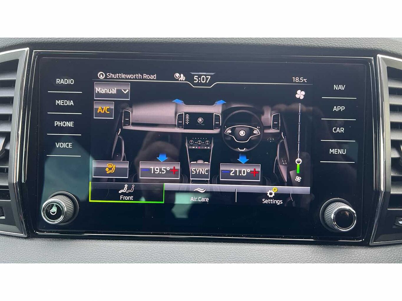 SKODA KAROQ 1.5 TSI SE Drive 5dr DSG