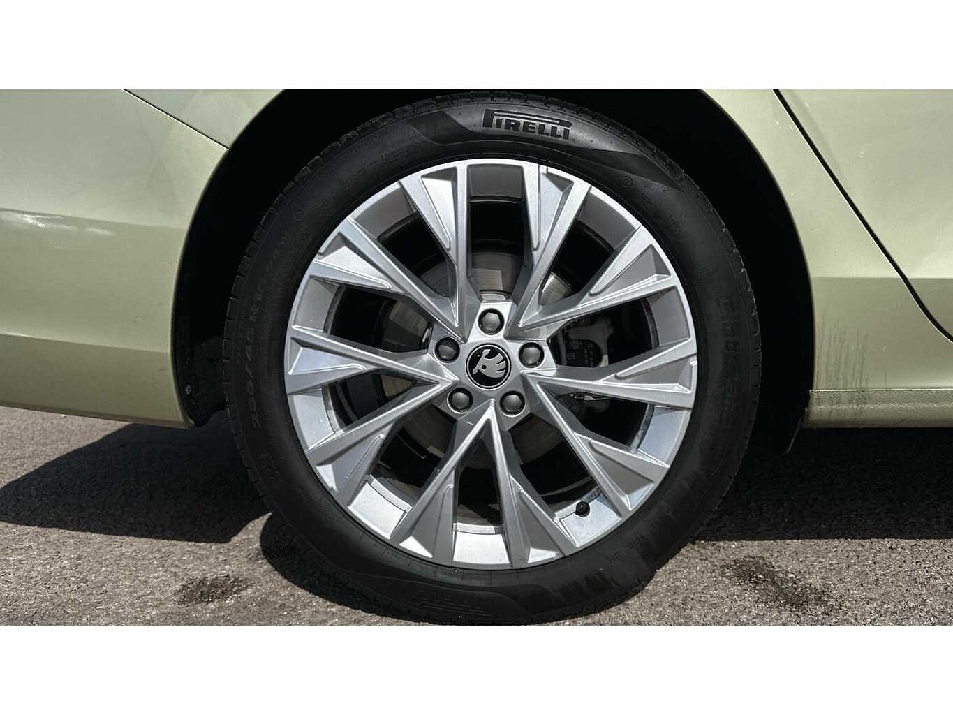 SKODA SUPERB ŠKODA  Estate 1.5 TSI e-TEC SE L 5dr DSG