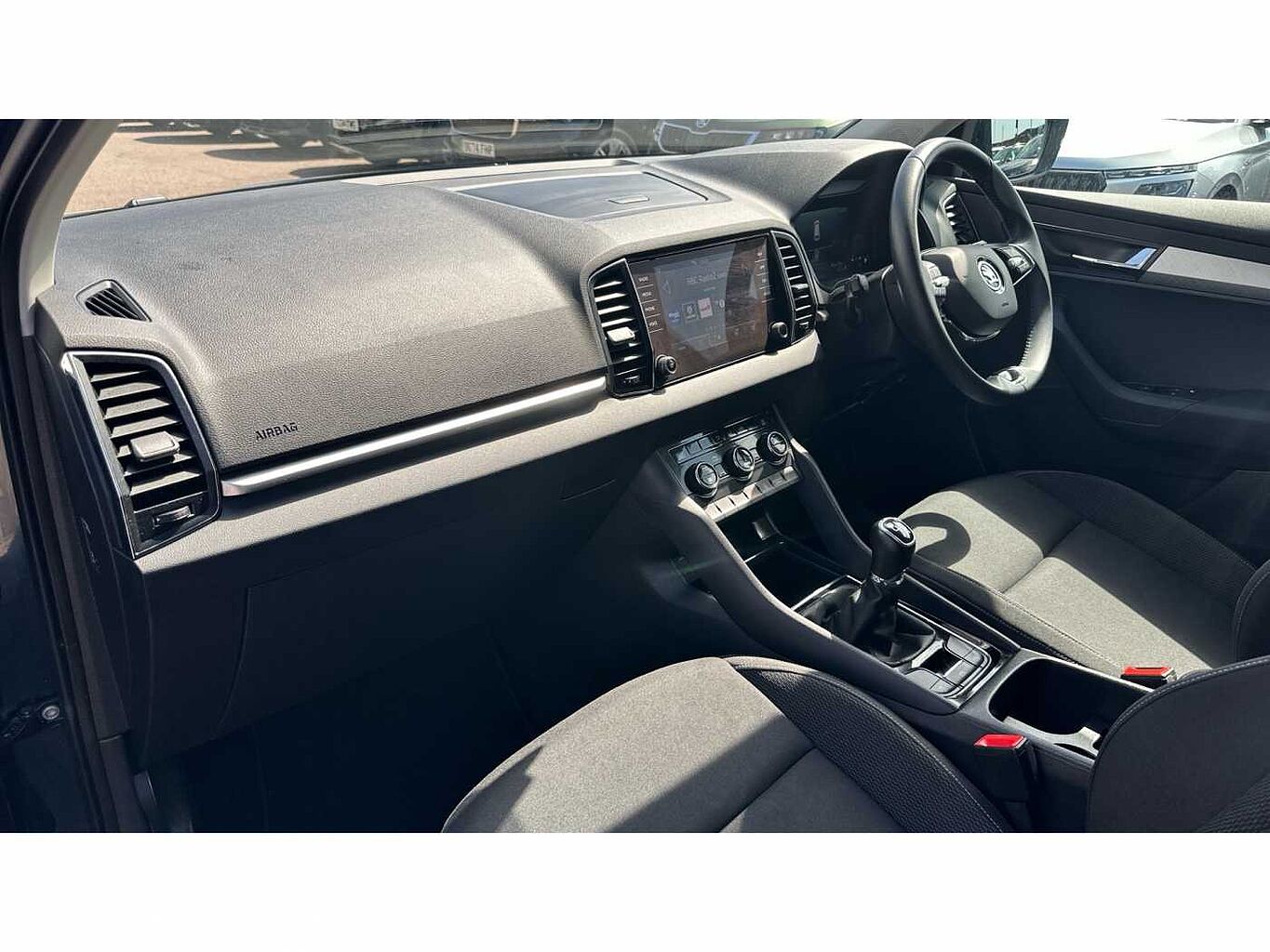 SKODA KAROQ 1.5 TSI SE Drive 5dr