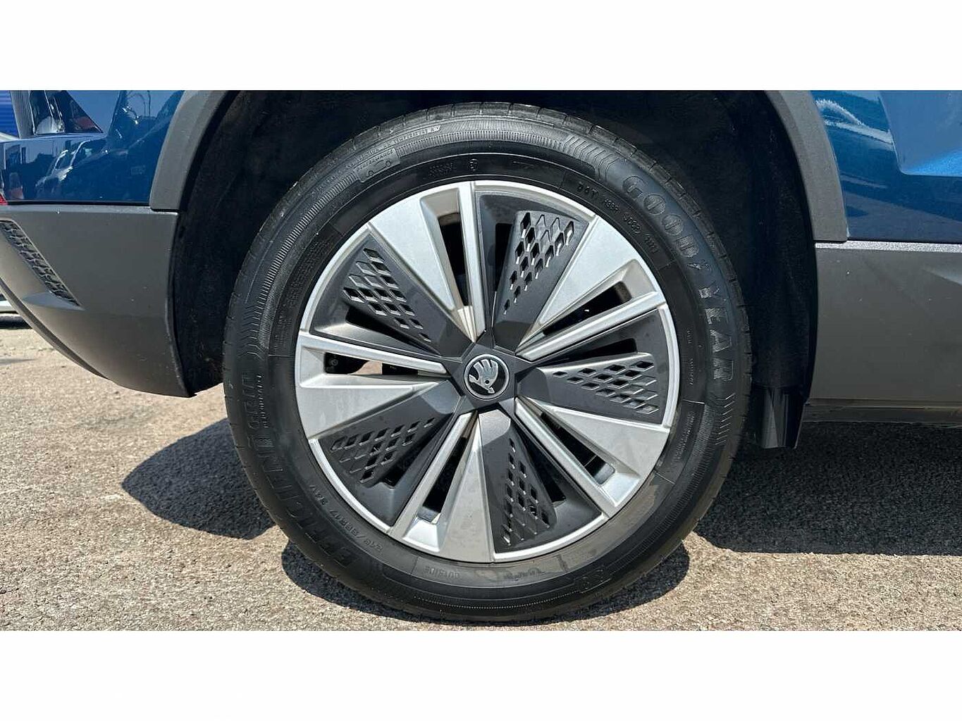 SKODA KAROQ 1.5 TSI SE Drive 5dr