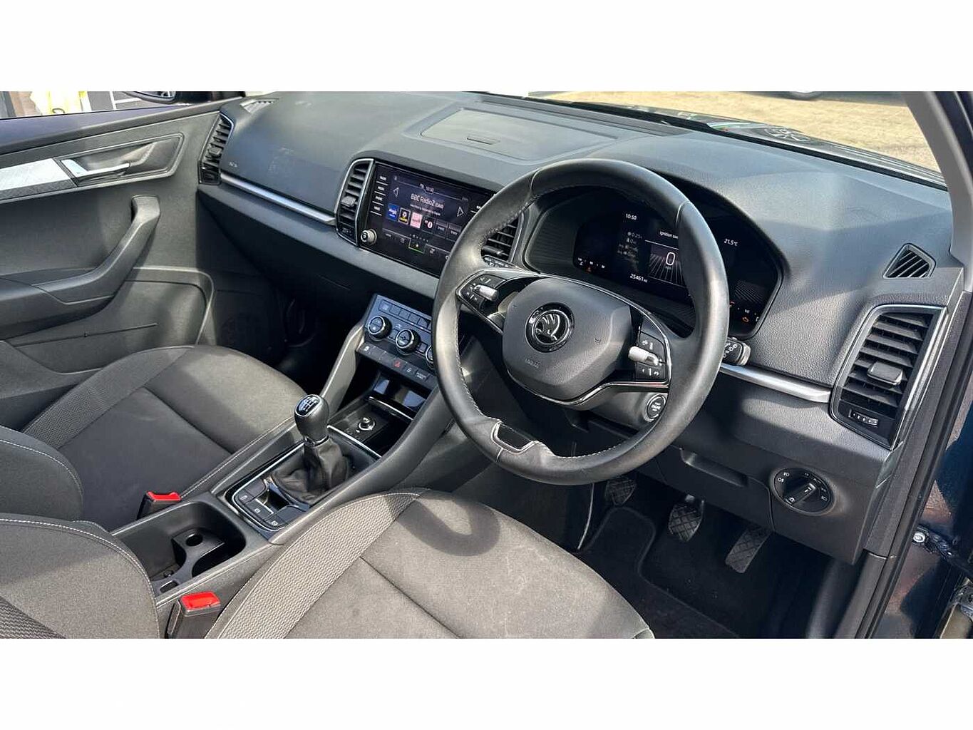 SKODA KAROQ 1.5 TSI SE Drive 5dr