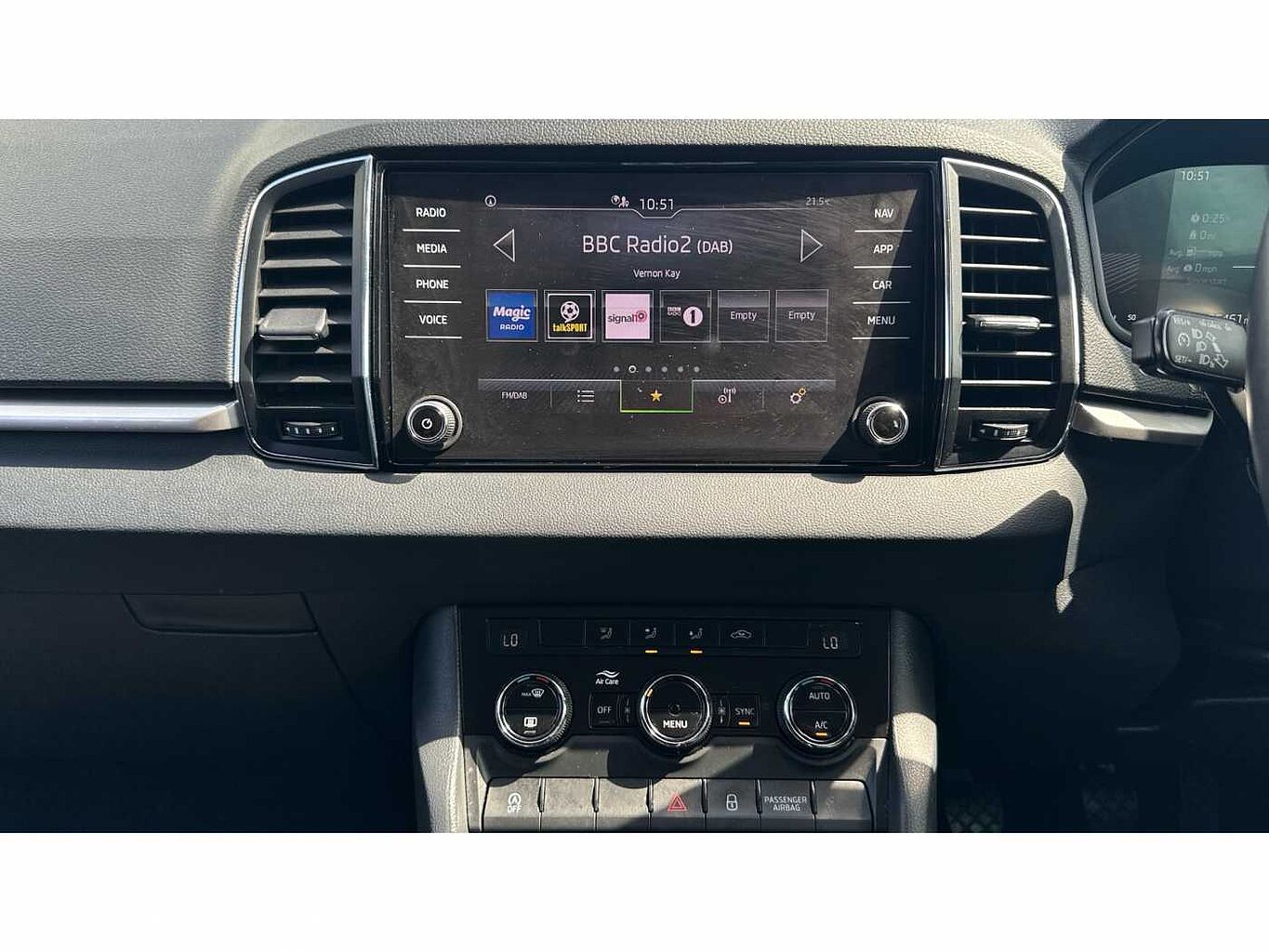 SKODA KAROQ 1.5 TSI SE Drive 5dr