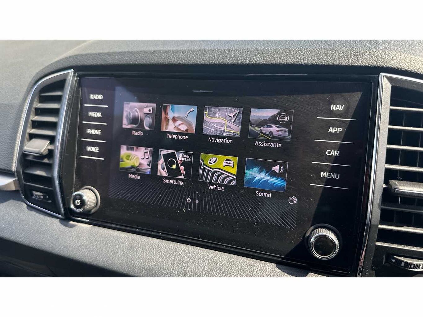 SKODA KAROQ 1.5 TSI SE Drive 5dr