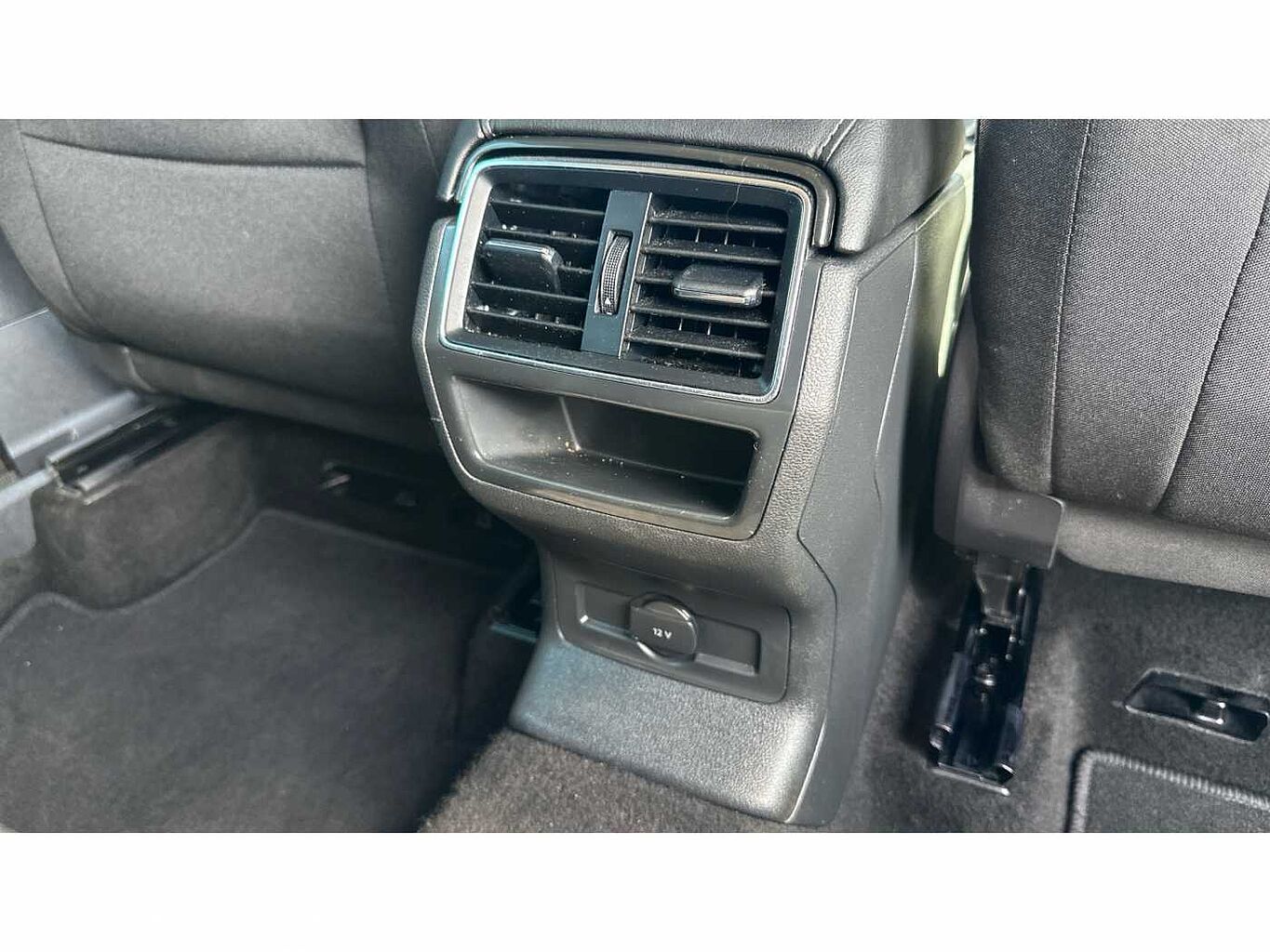 SKODA KAROQ 1.5 TSI SE Drive 5dr