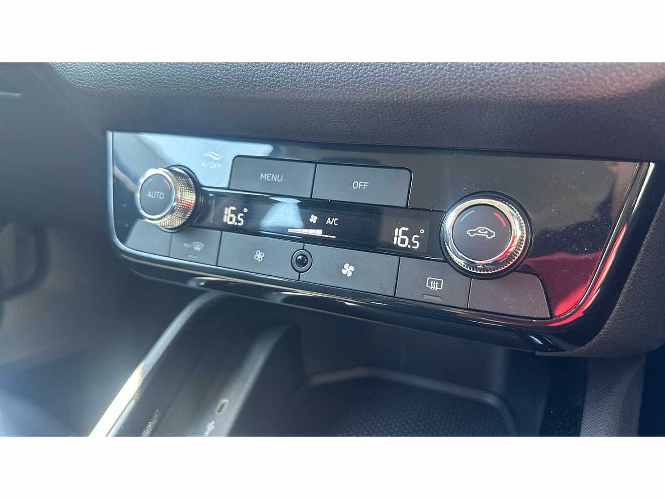 SKODA SCALA 1.0 TSI 95 SE 5dr