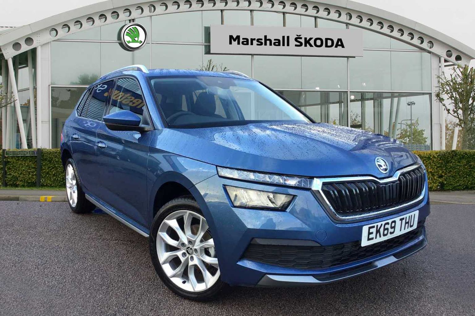 Find A Used Blue Škoda Kamiq 15 Tsi 150 Ps Dsg Se L In Harlow Škoda Uk