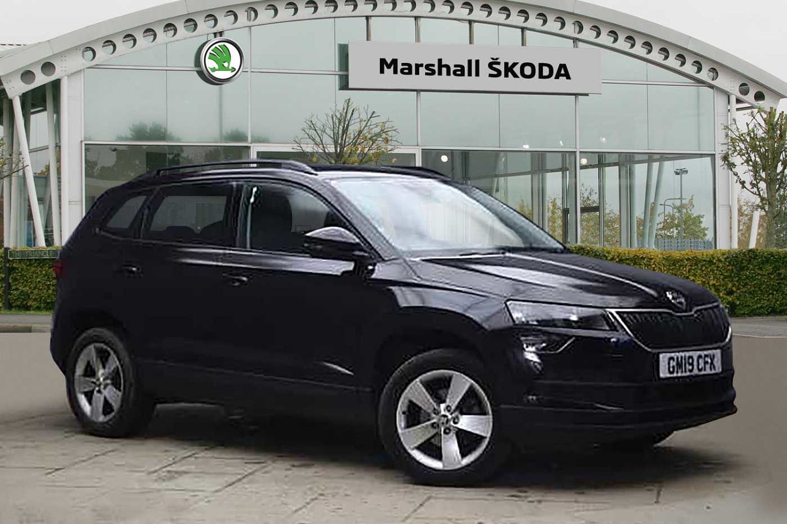 Skoda karoq black