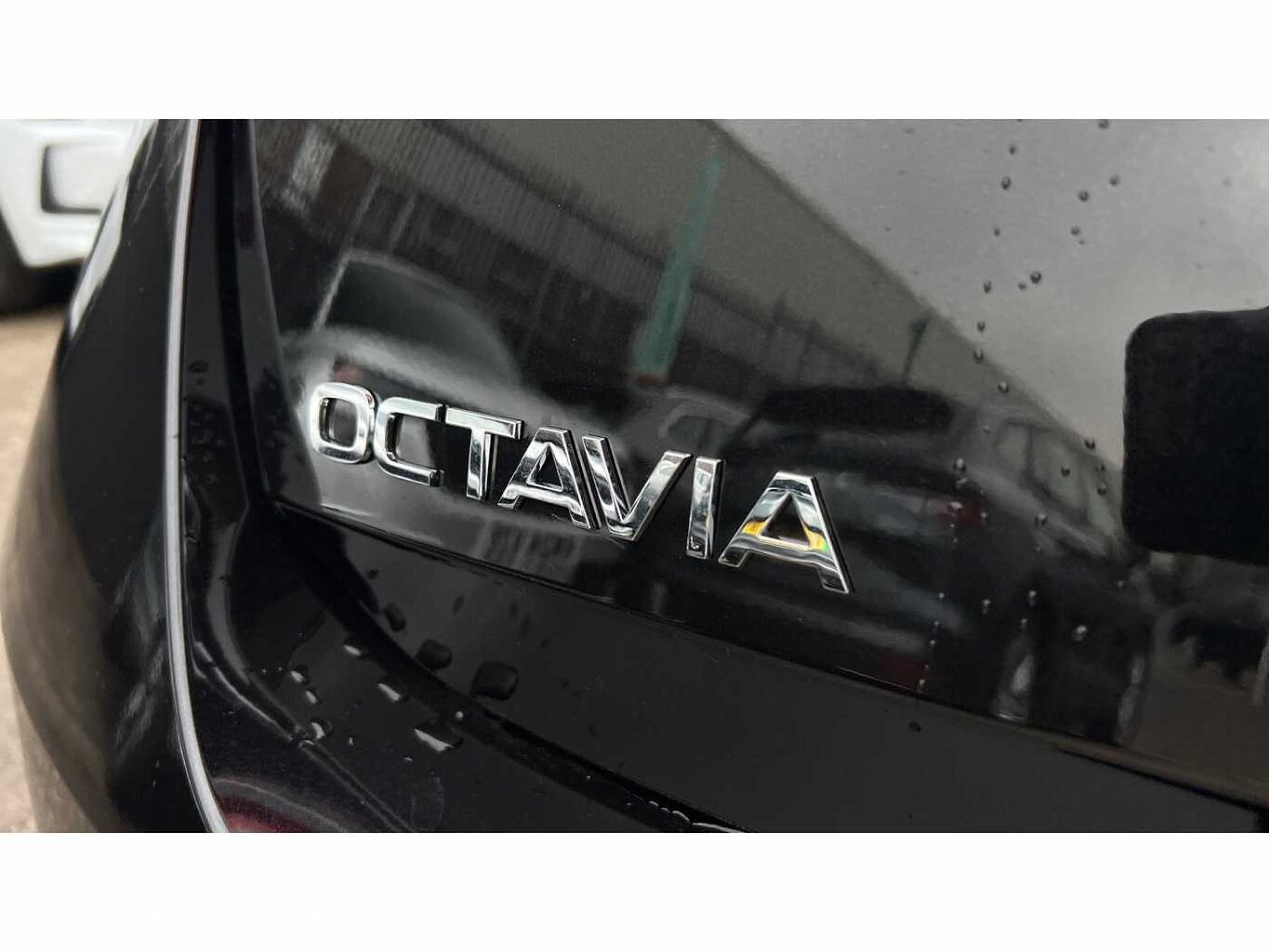 SKODA OCTAVIA 1.5 TSI 150 SE L 5dr