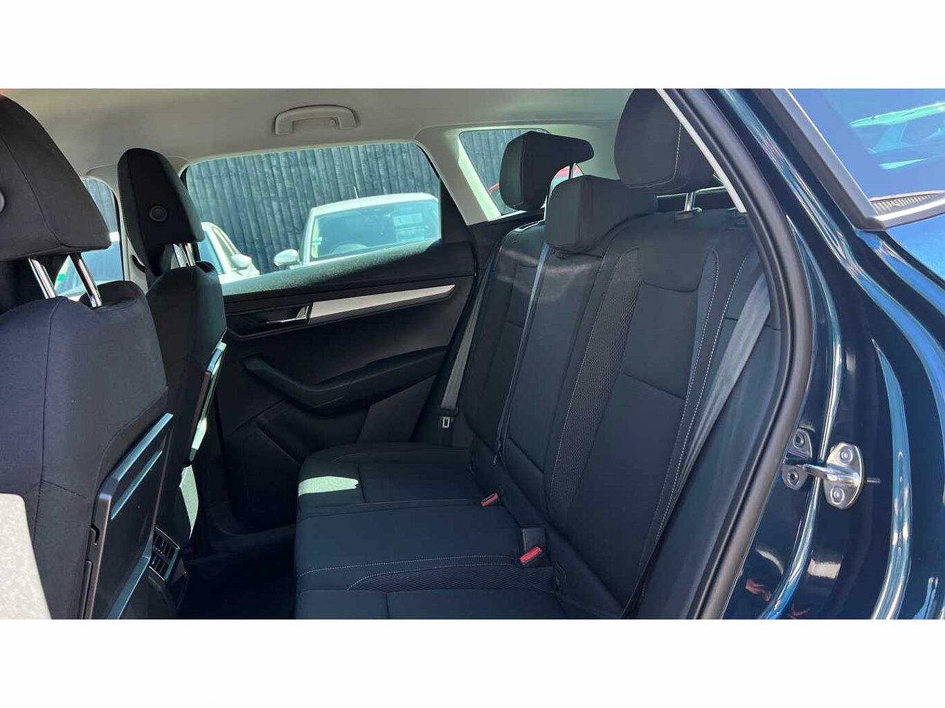 SKODA KAROQ 1.0 TSI SE Drive 5dr