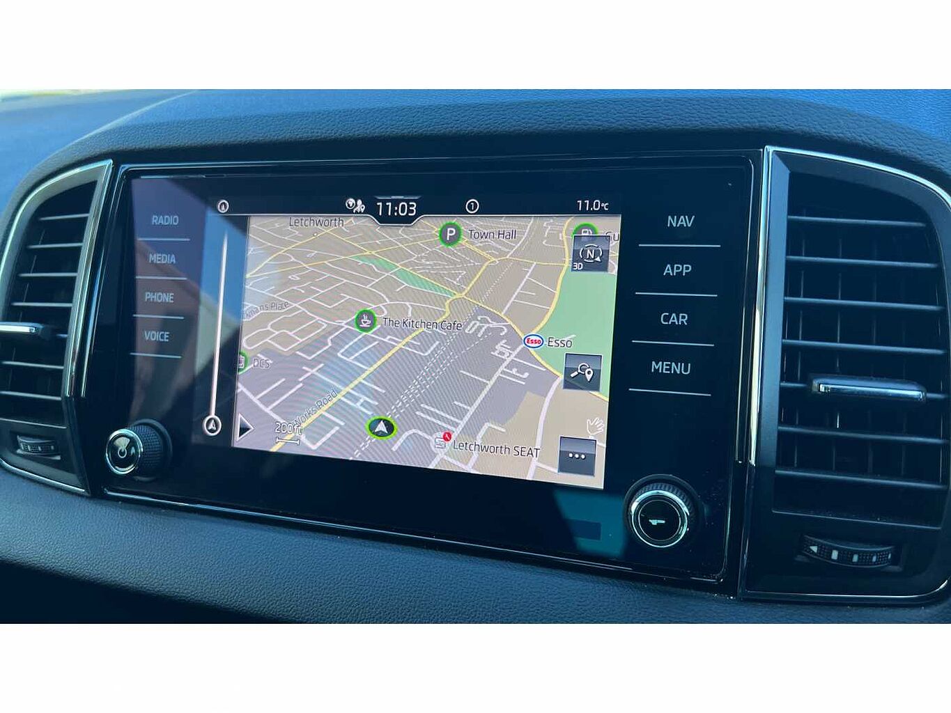 SKODA KAROQ 1.0 TSI SE Drive 5dr