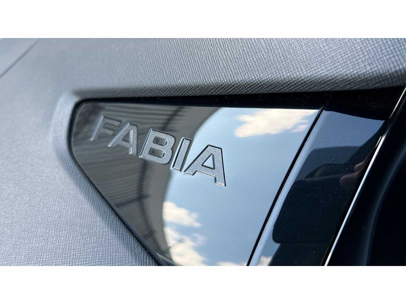 SKODA Fabia 1.0 TSI (95ps) SE Comfort 5-Dr Hatchback