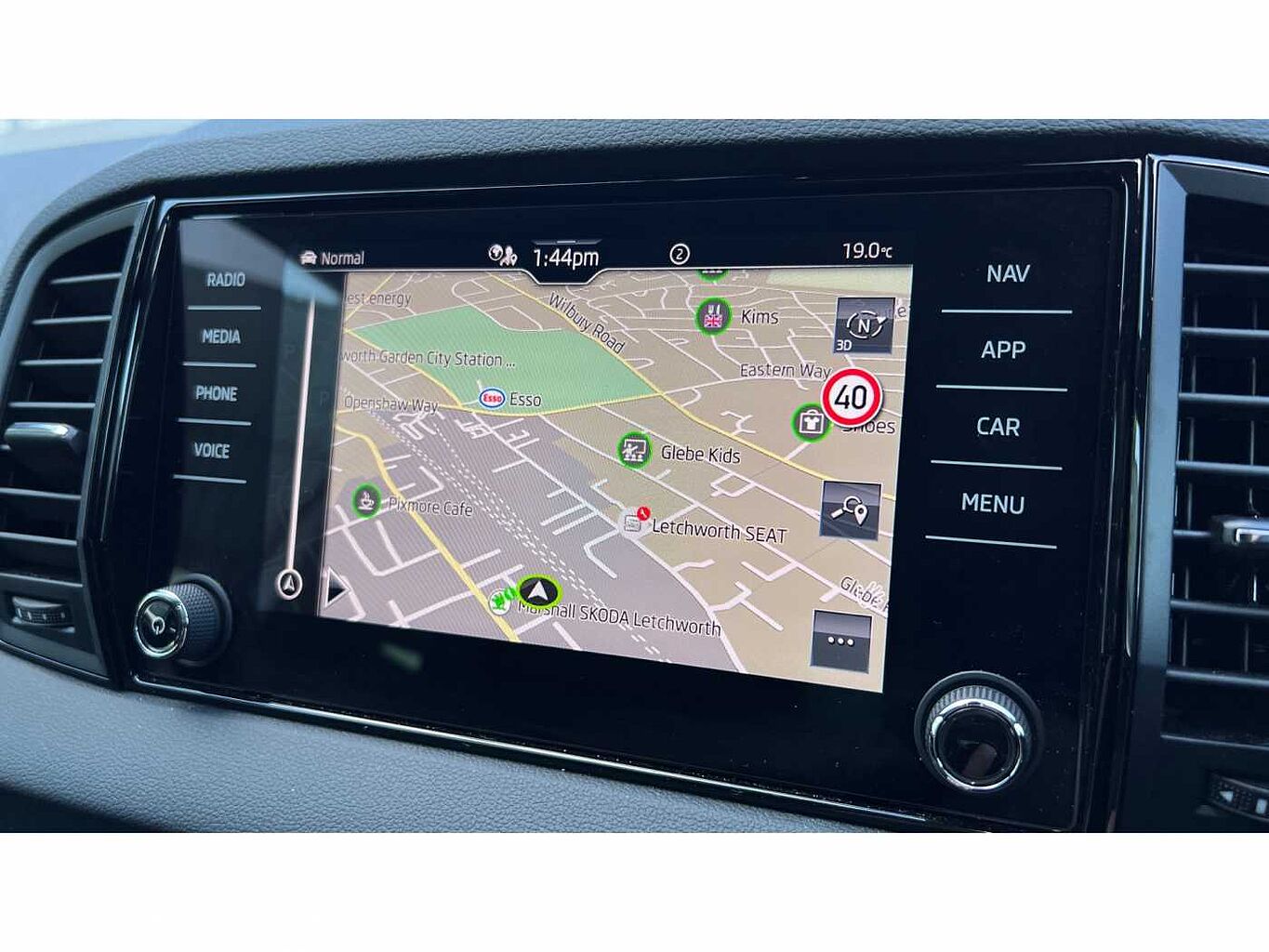 SKODA Karoq SUV 1.5 TSI (150ps) SportLine ACT
