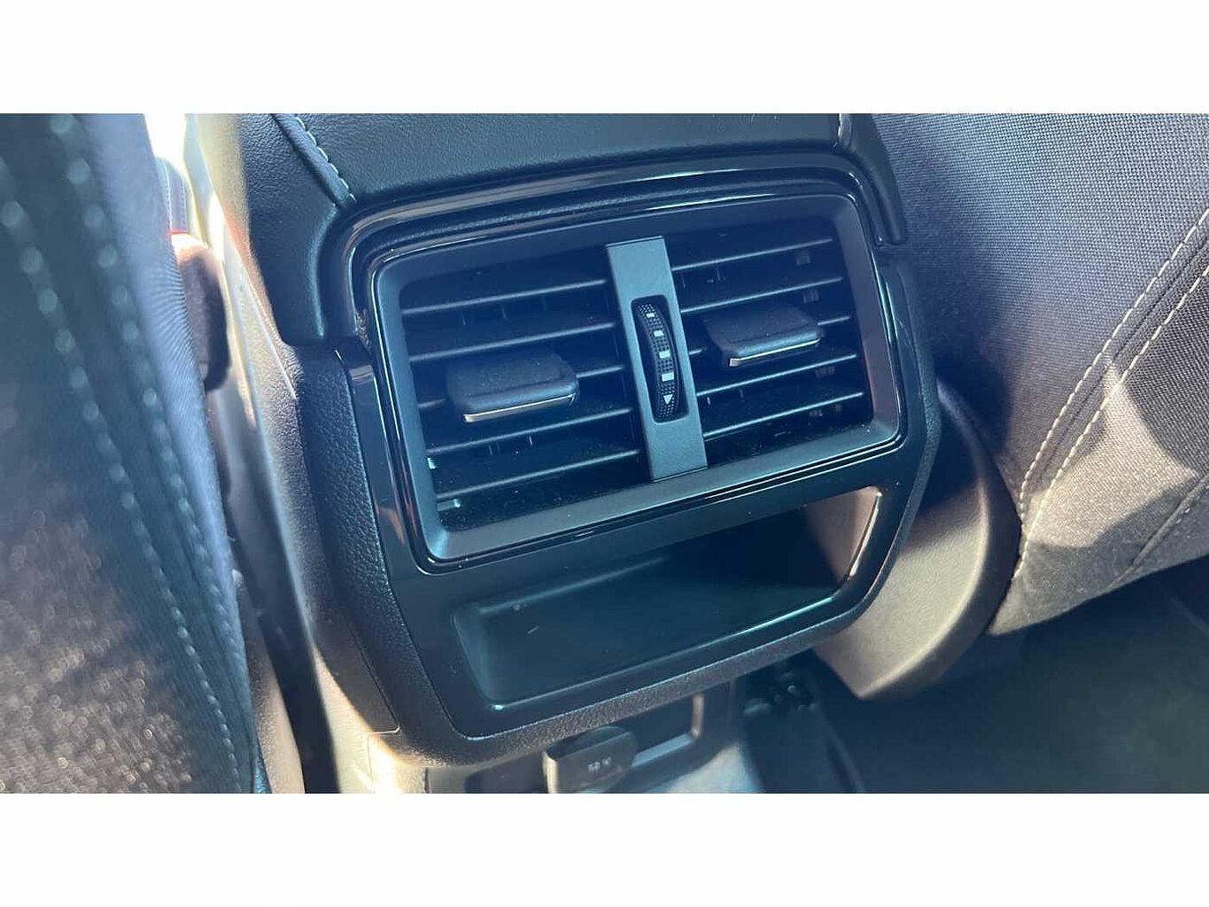 SKODA Karoq SUV 1.5 TSI (150ps) SportLine ACT