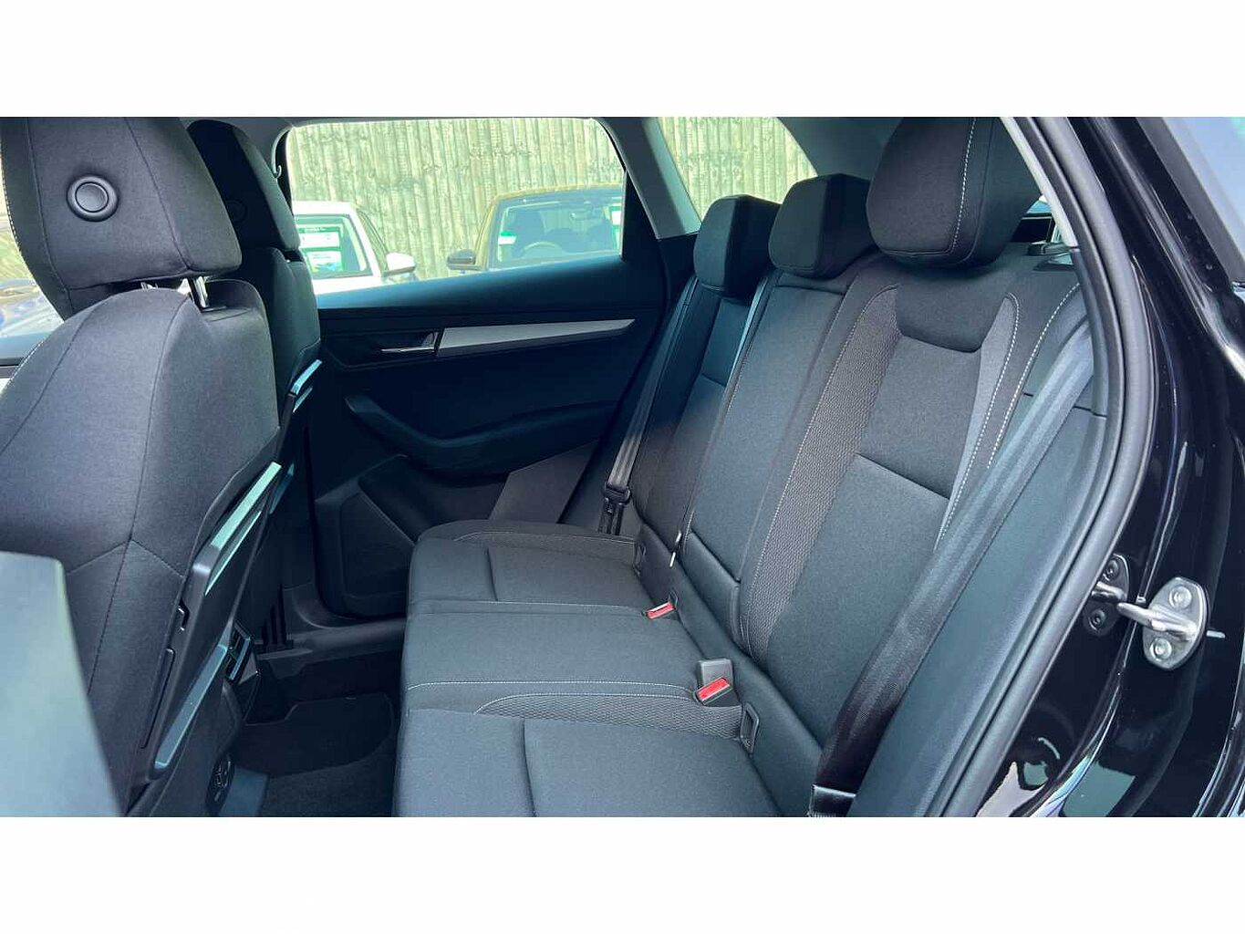 SKODA KAROQ 1.5 TSI SE Drive 5dr DSG
