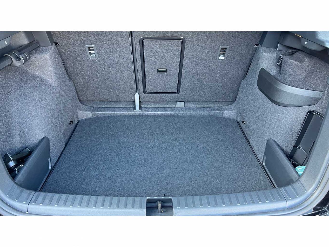 SKODA KAROQ 1.5 TSI SE Drive 5dr DSG