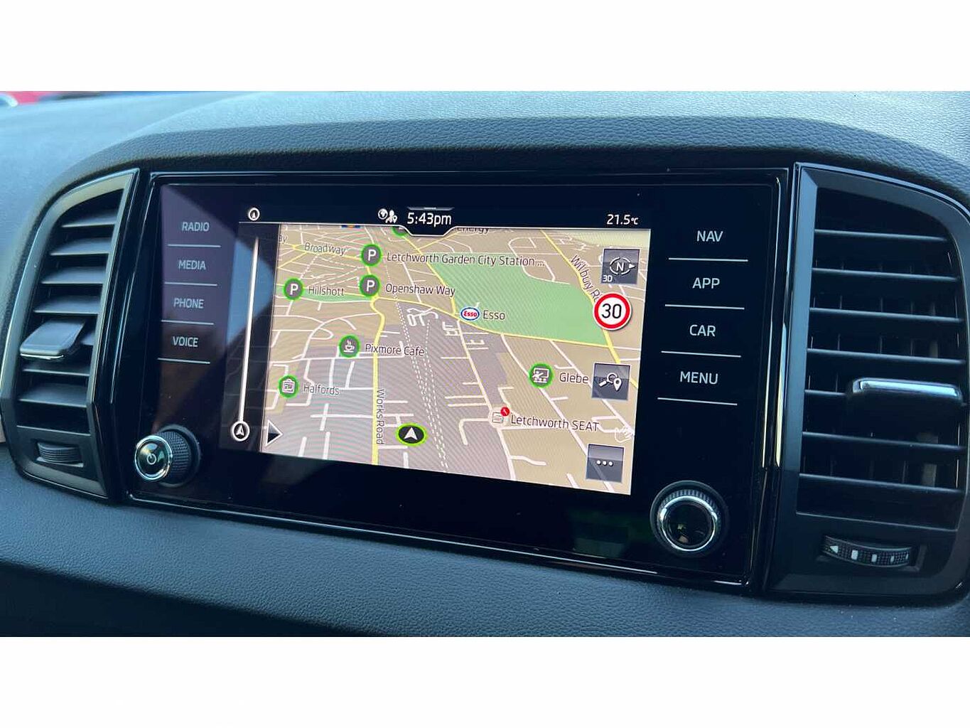 SKODA KAROQ 1.5 TSI SE Drive 5dr DSG