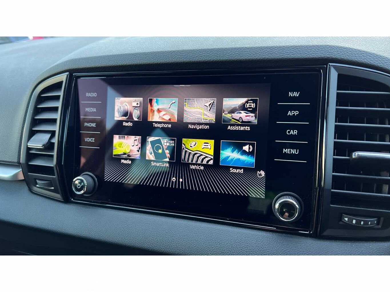 SKODA KAROQ 1.5 TSI SE Drive 5dr DSG