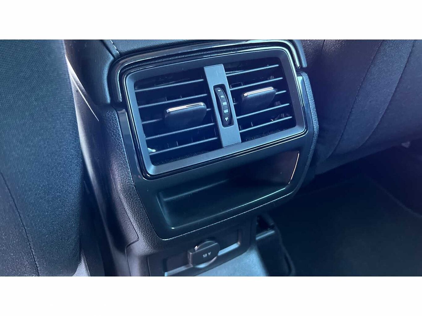 SKODA KAROQ 1.5 TSI SE Drive 5dr DSG
