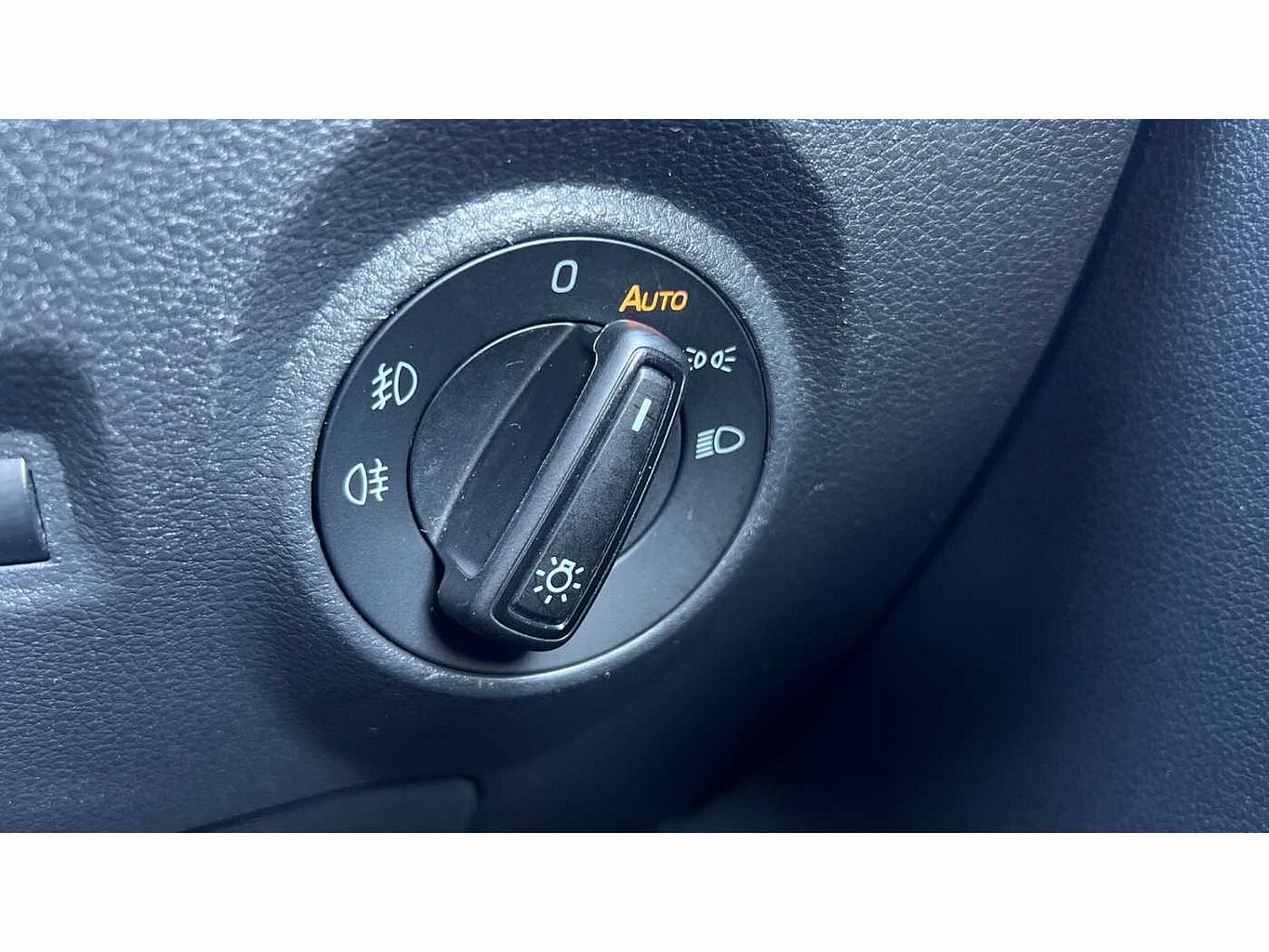 SKODA Fabia 1.0 TSI Colour Edition (95PS) 5-Dr Hatchback