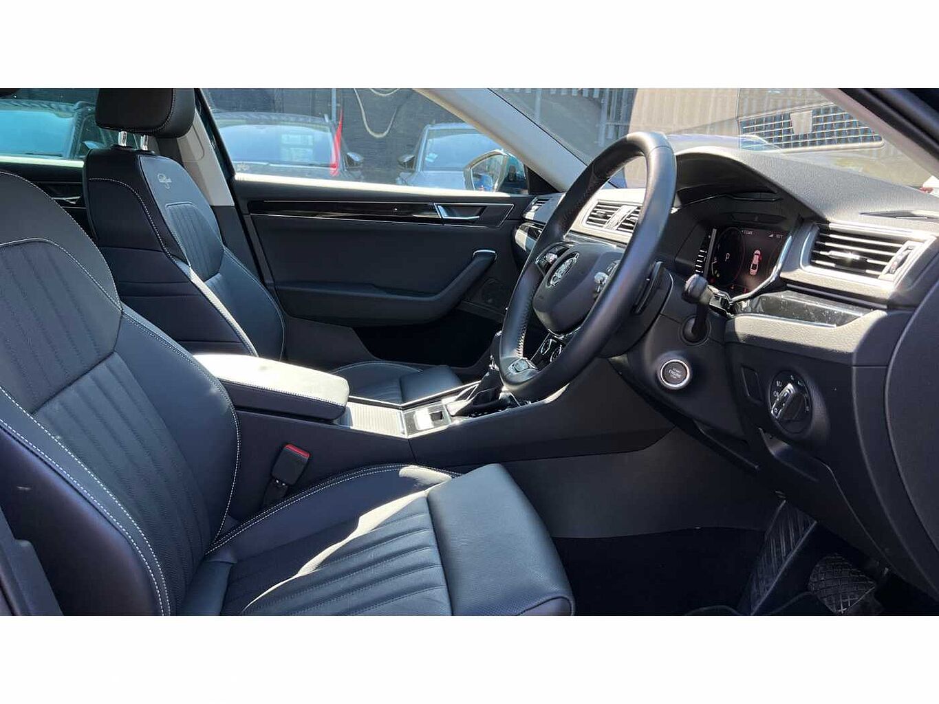 SKODA Superb 2.0 TSI (190ps) Laurin & Klement DSG Hatch