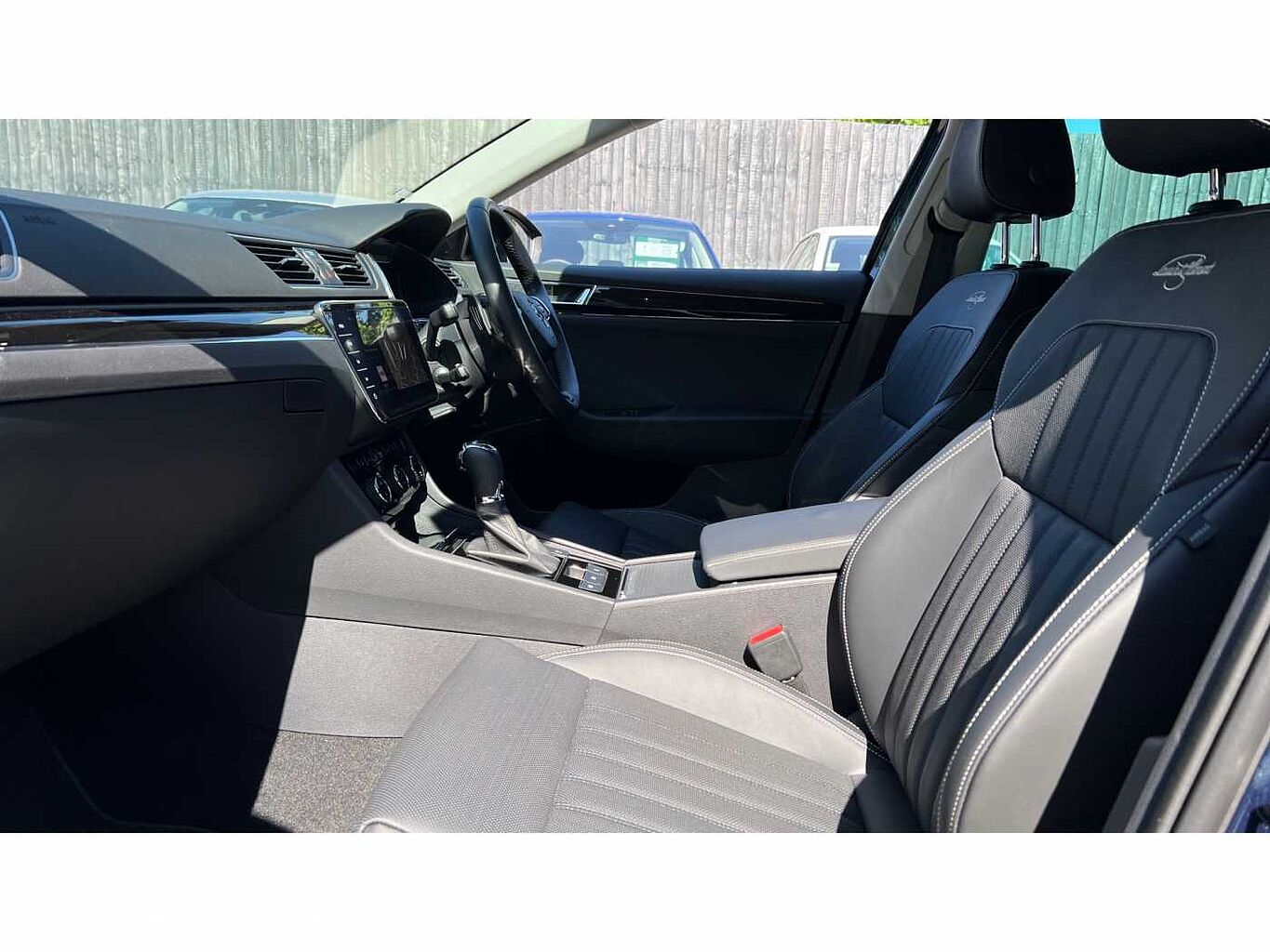 SKODA Superb 2.0 TSI (190ps) Laurin & Klement DSG Hatch