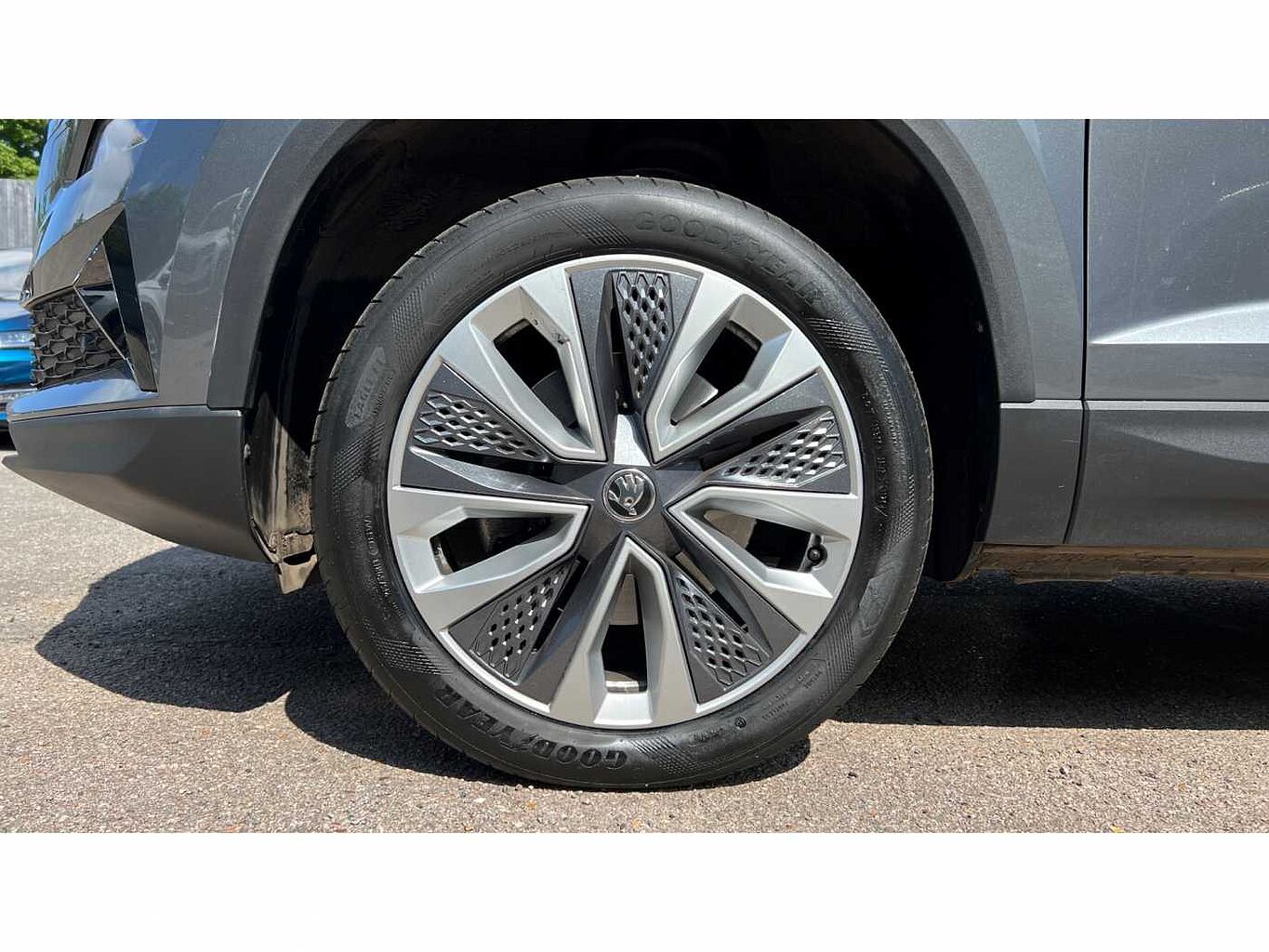 SKODA KAROQ 1.5 TSI SE L 5dr
