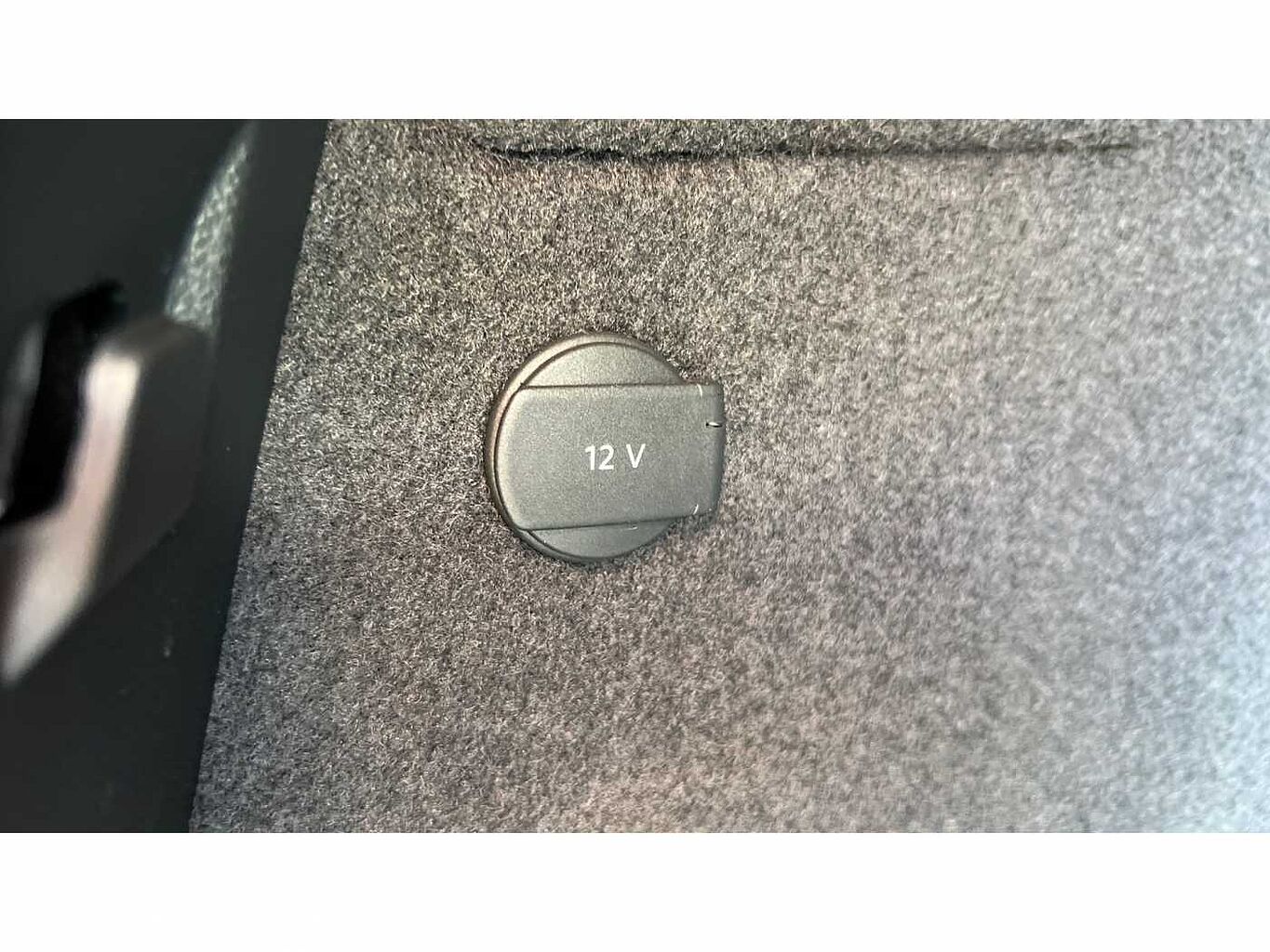 SKODA KAROQ 1.5 TSI SE L 5dr