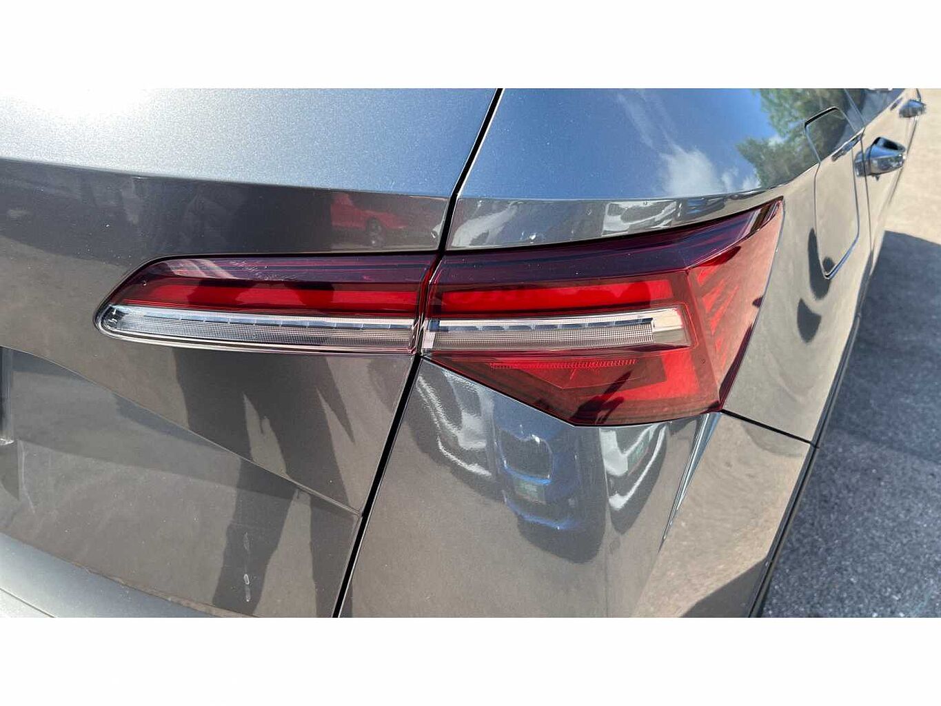 SKODA KAROQ 1.5 TSI SE L 5dr