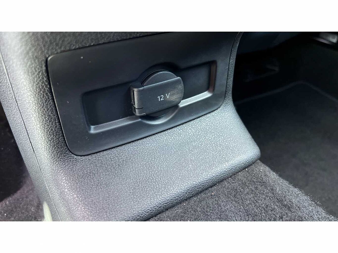 SKODA KAROQ 1.5 TSI SE L 5dr