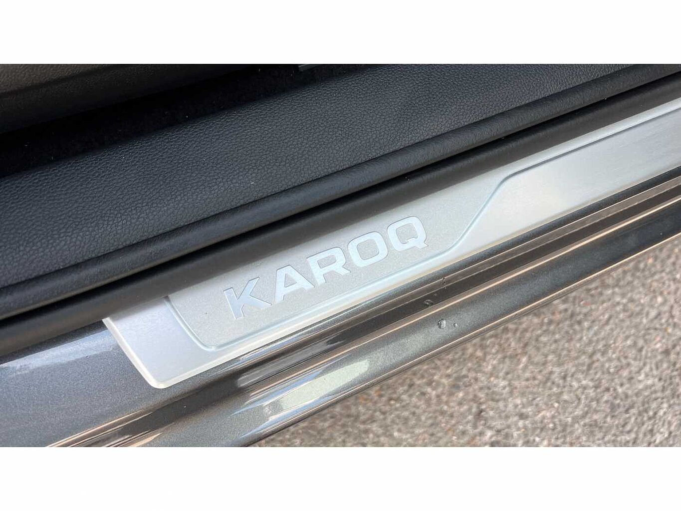 SKODA KAROQ 1.5 TSI SE L 5dr