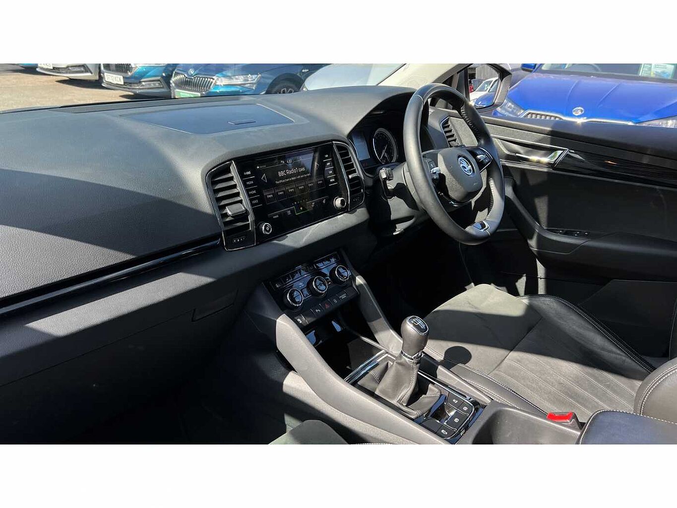 SKODA KAROQ 1.5 TSI SE L 5dr